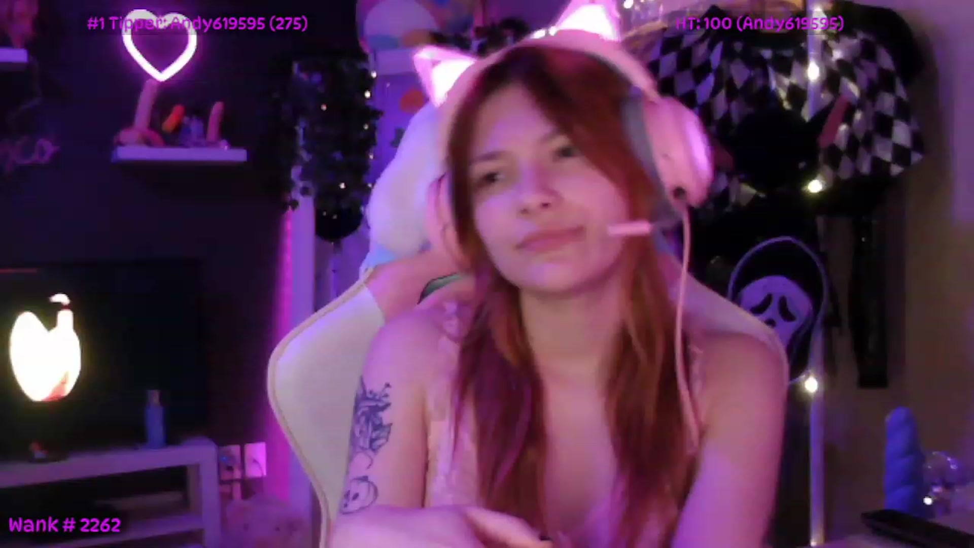 Gallery image thumbnail from LucyAmatura's myfreecams stream on, 11/29/2022, 06:21 image 9 of 20