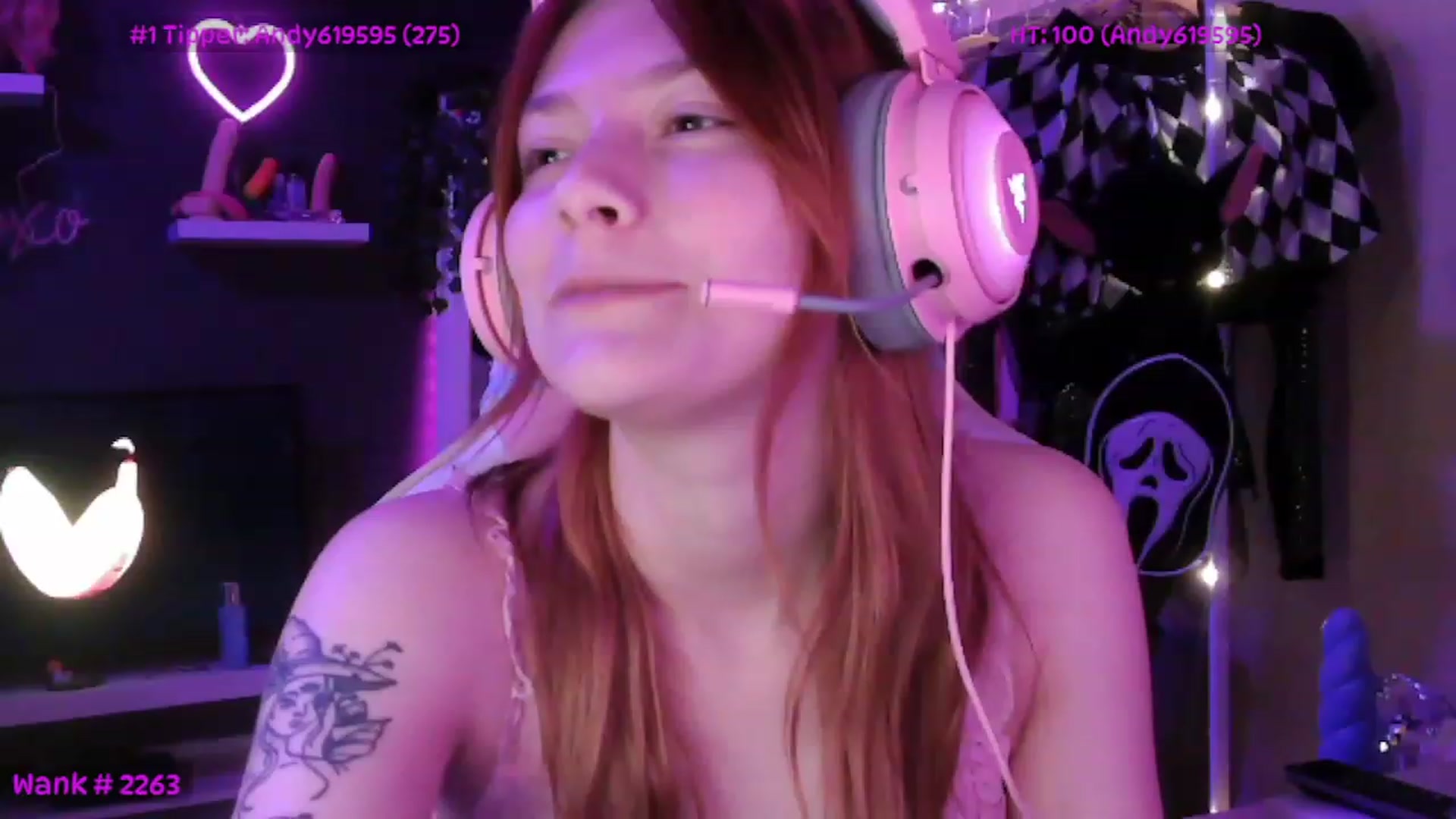 Gallery image thumbnail from LucyAmatura's myfreecams stream on, 11/29/2022, 06:21 image 13 of 20