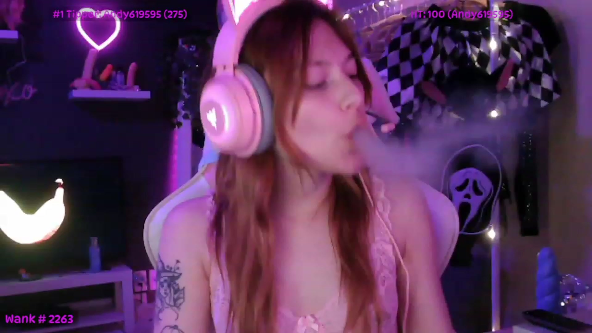 Gallery image thumbnail from LucyAmatura's myfreecams stream on, 11/29/2022, 06:21 image 7 of 20