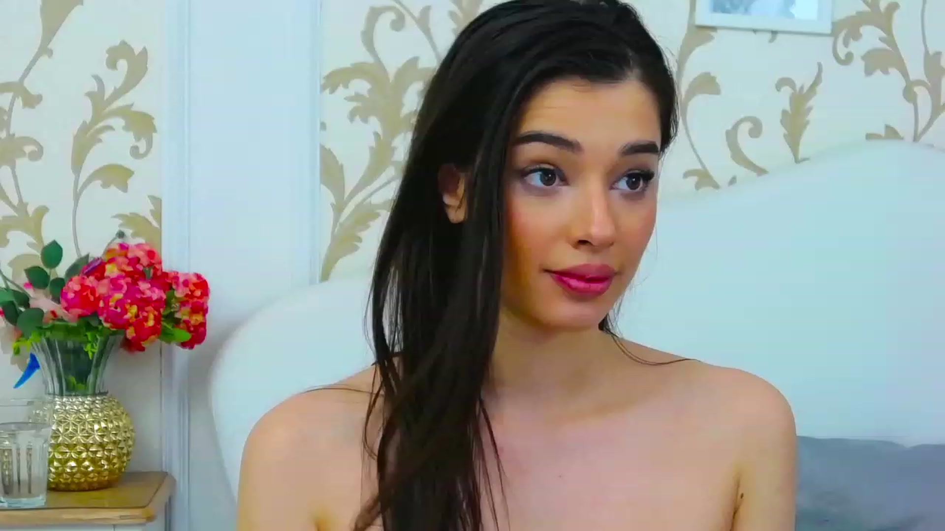 Gallery image thumbnail from LucyBlakes's myfreecams stream on, 03/22/2023, 08:19 image 15 of 20