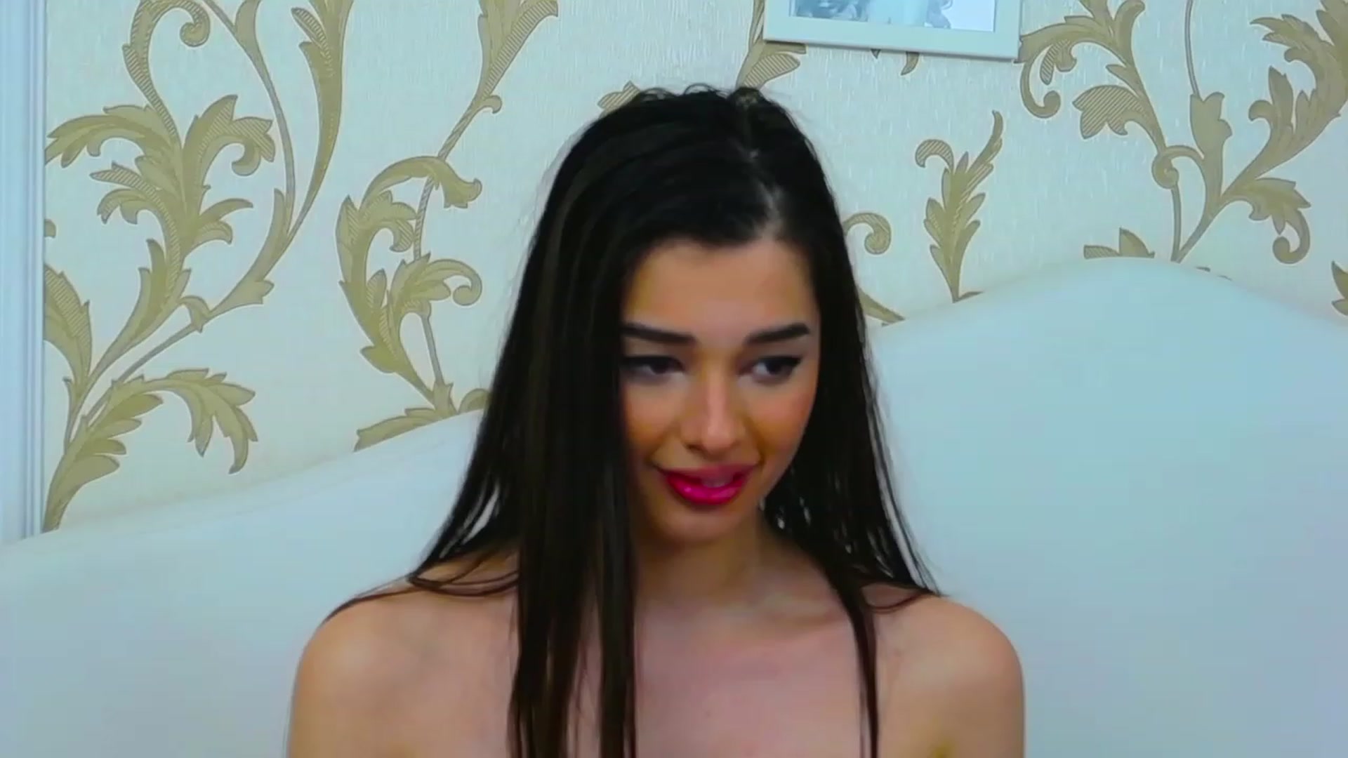 Gallery image thumbnail from LucyBlakes's myfreecams stream on, 03/22/2023, 09:10 image 6 of 20
