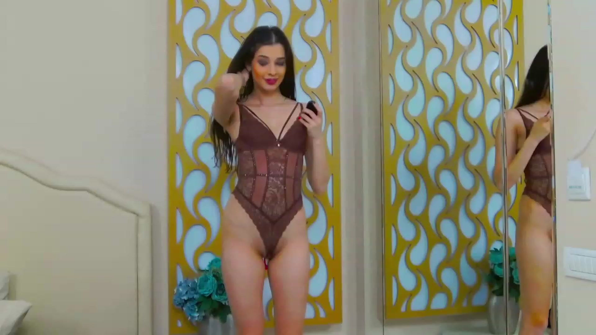 Gallery image thumbnail from LucyBlakes's myfreecams stream on, 04/07/2023, 07:37 image 11 of 20