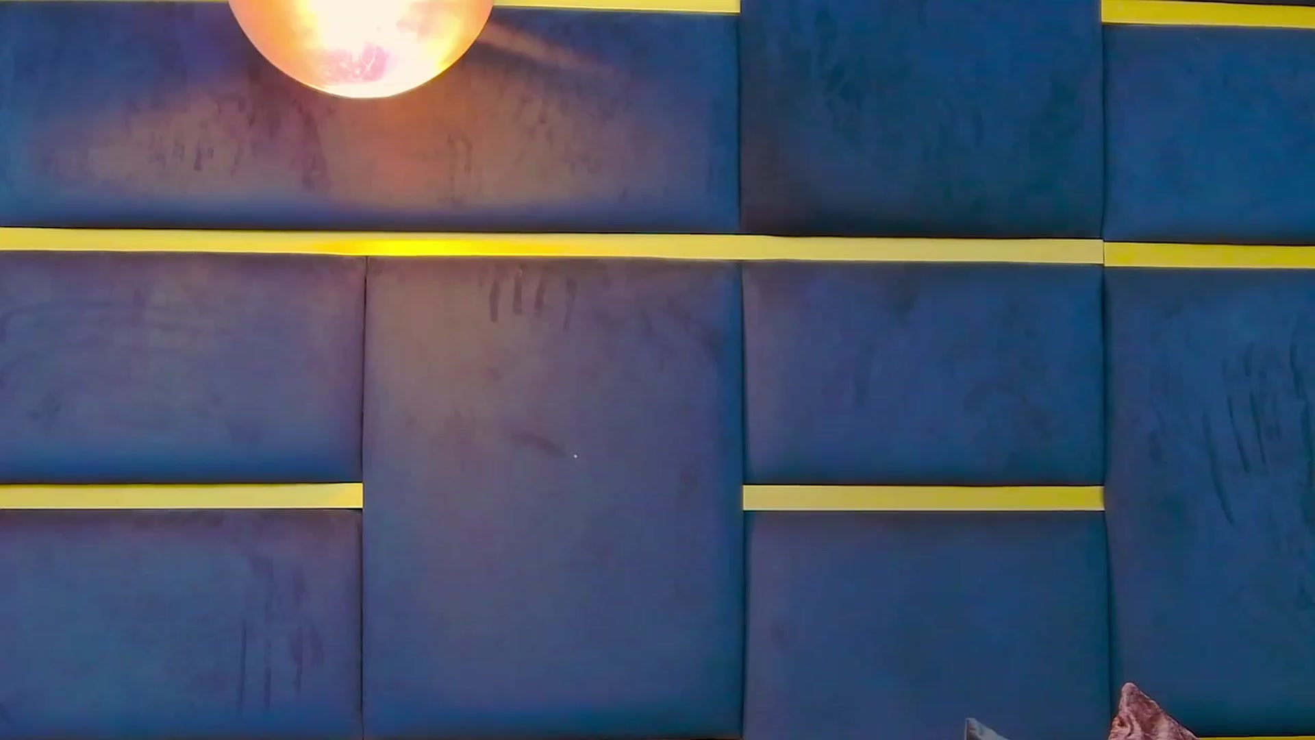 Gallery image thumbnail from LucyBlakes's myfreecams stream on, 05/03/2023, 10:43 image 18 of 20