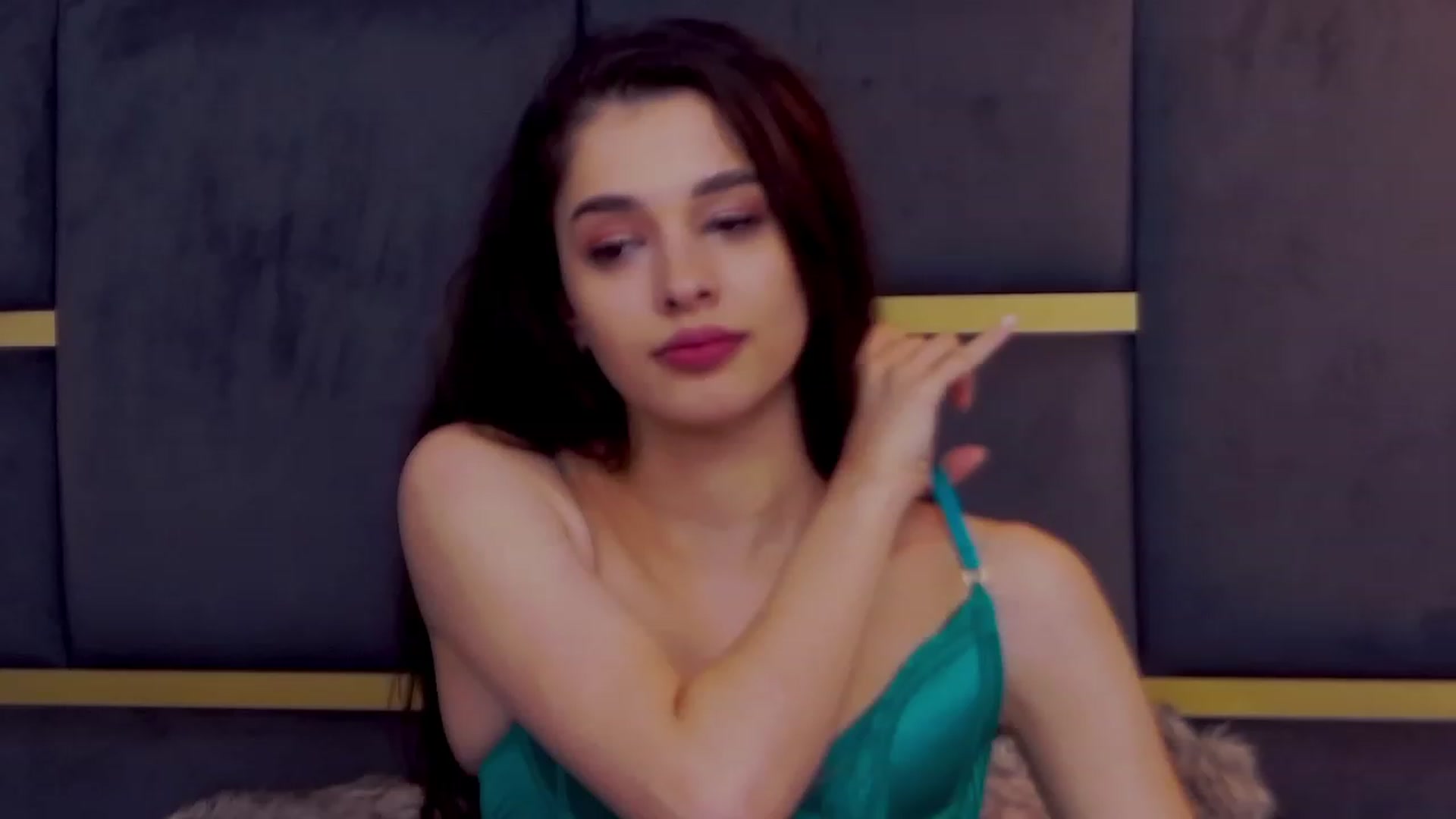 Gallery image thumbnail from LucyBlakes's myfreecams stream on, 05/19/2023, 07:52 image 20 of 20