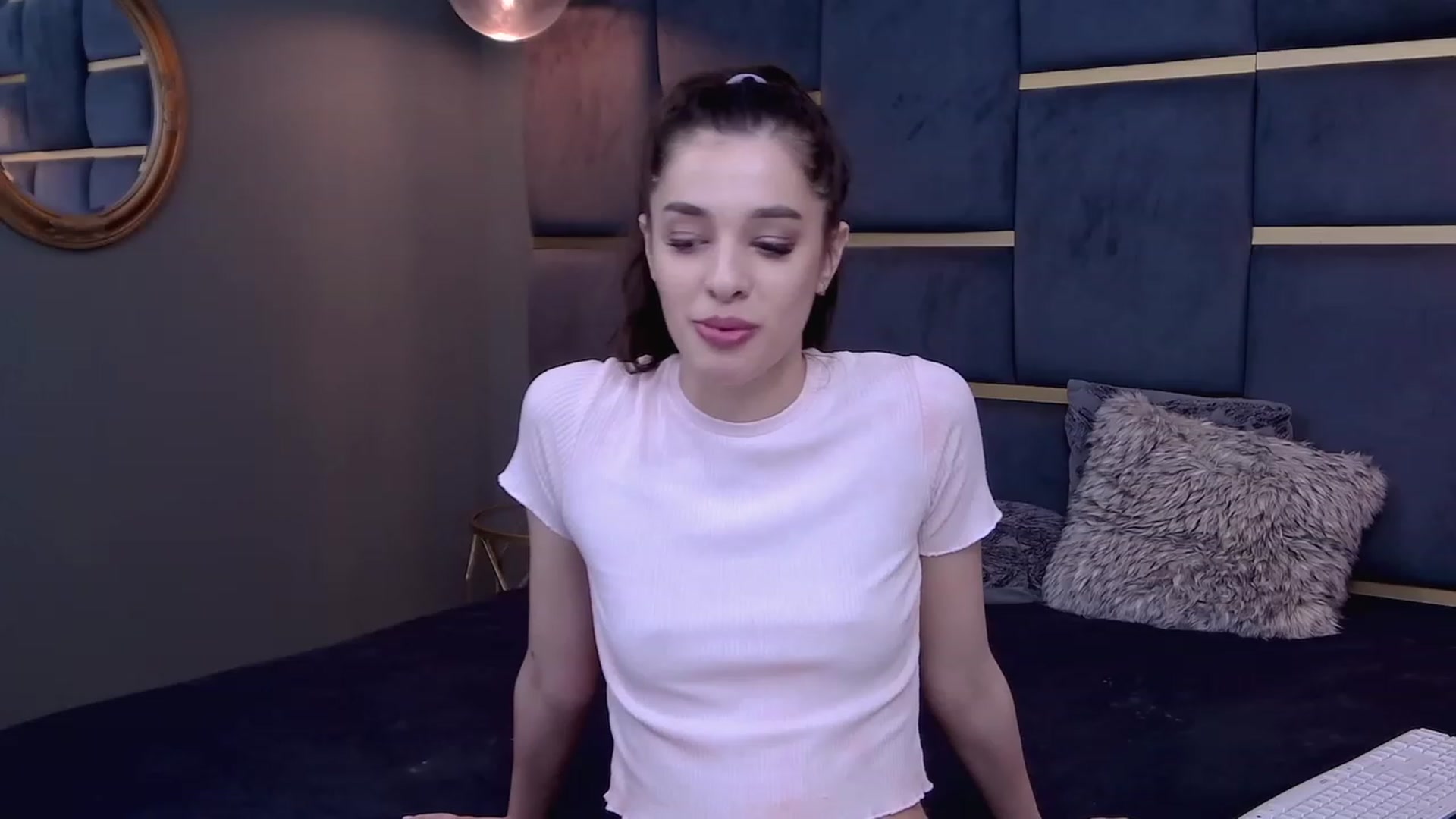Gallery image thumbnail from LucyBlakes's myfreecams stream on, 06/09/2023, 10:39 image 12 of 20