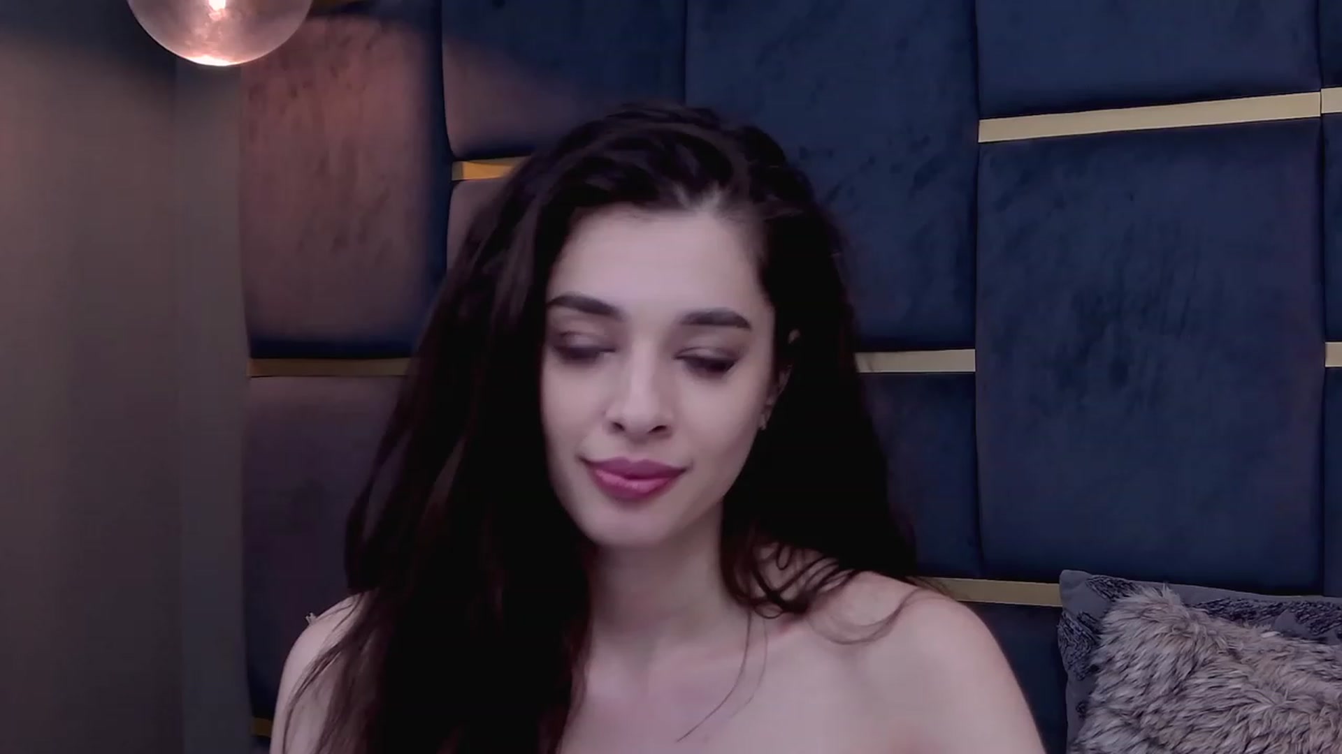 Gallery image thumbnail from LucyBlakes's myfreecams stream on, 06/09/2023, 10:39 image 16 of 20