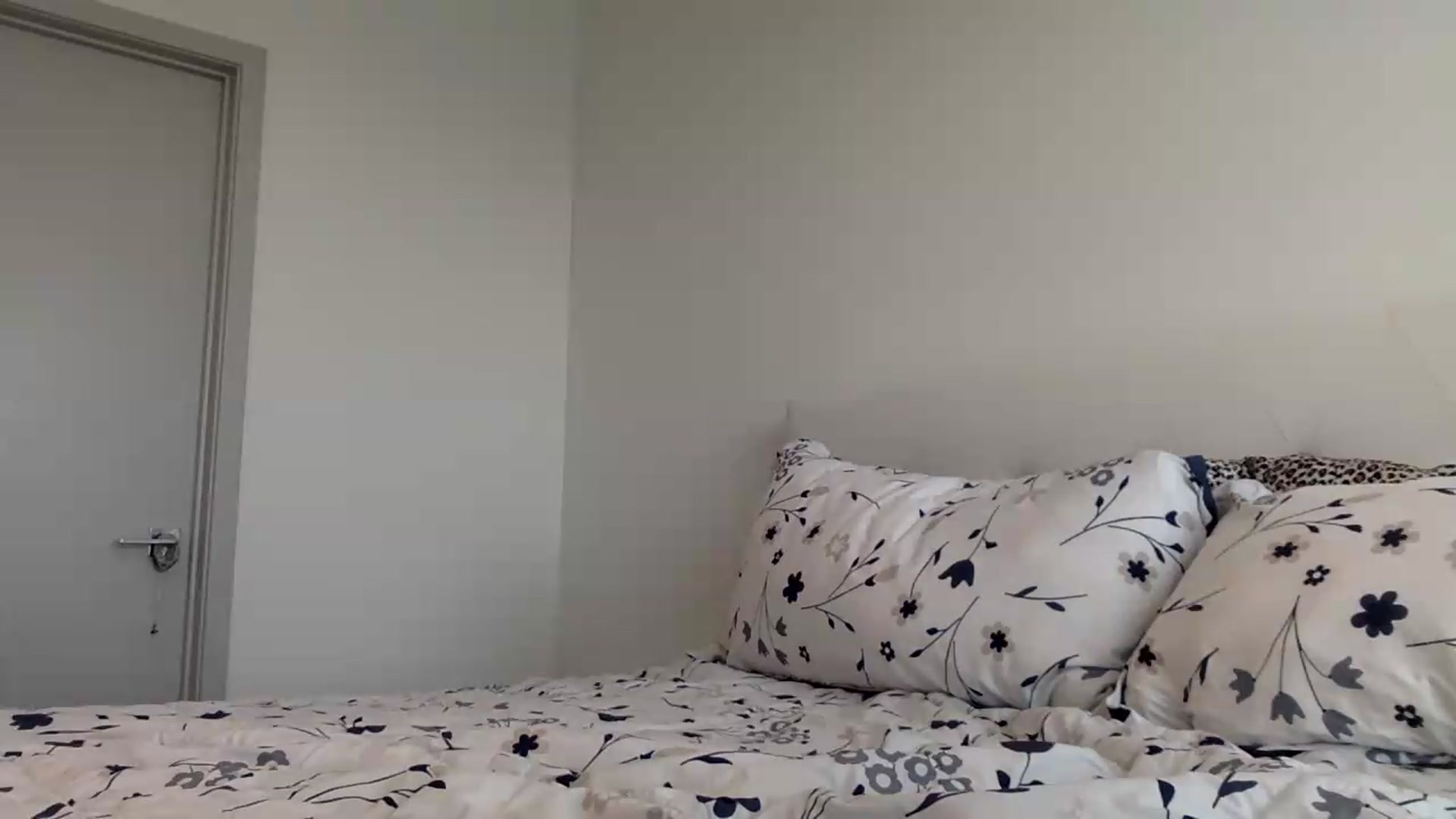 Gallery image thumbnail from LucyDoll_'s myfreecams stream on, 07/22/2026, 14:44 image 6 of 20