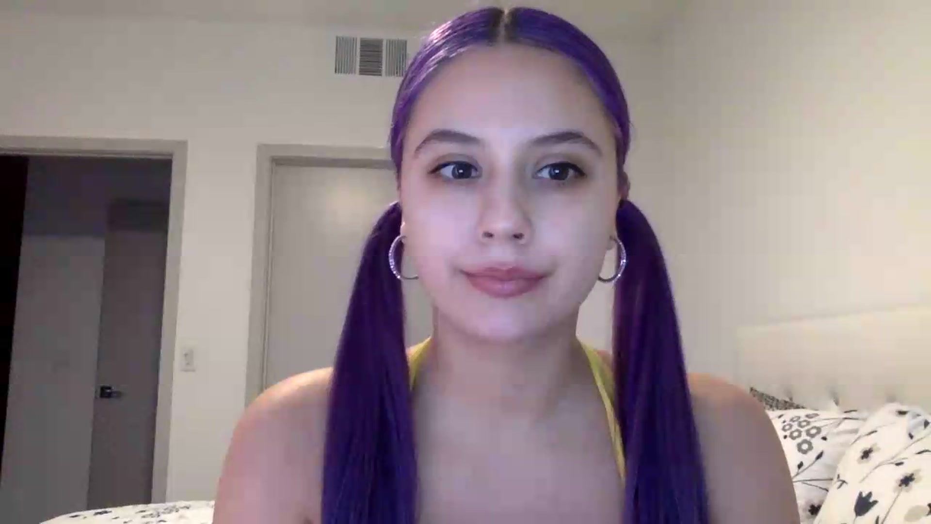 Gallery image thumbnail from LucyDoll_'s myfreecams stream on, 07/23/2026, 13:47 image 6 of 20