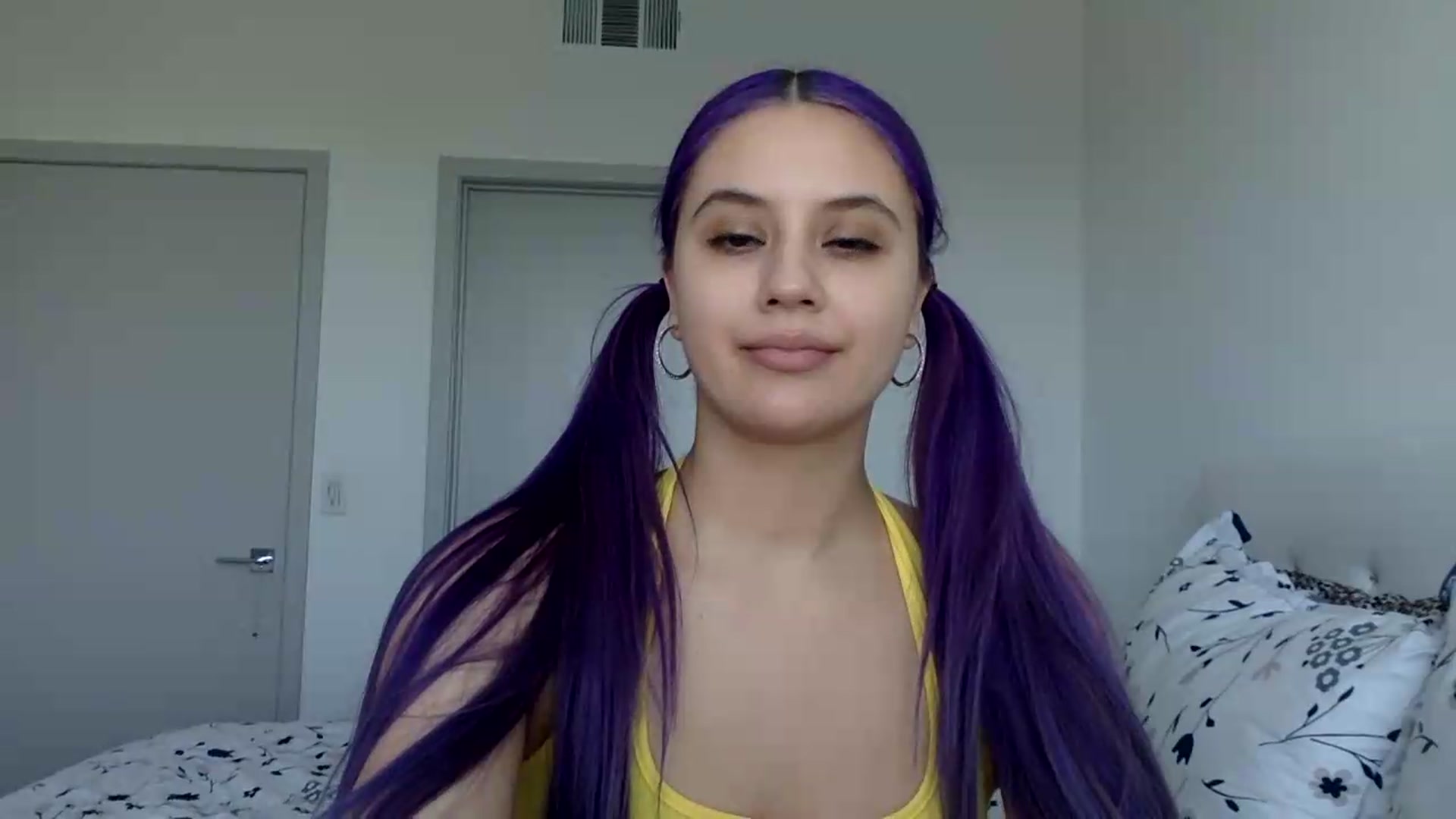 Gallery image thumbnail from LucyDoll_'s myfreecams stream on, 07/23/2026, 16:05 image 18 of 20