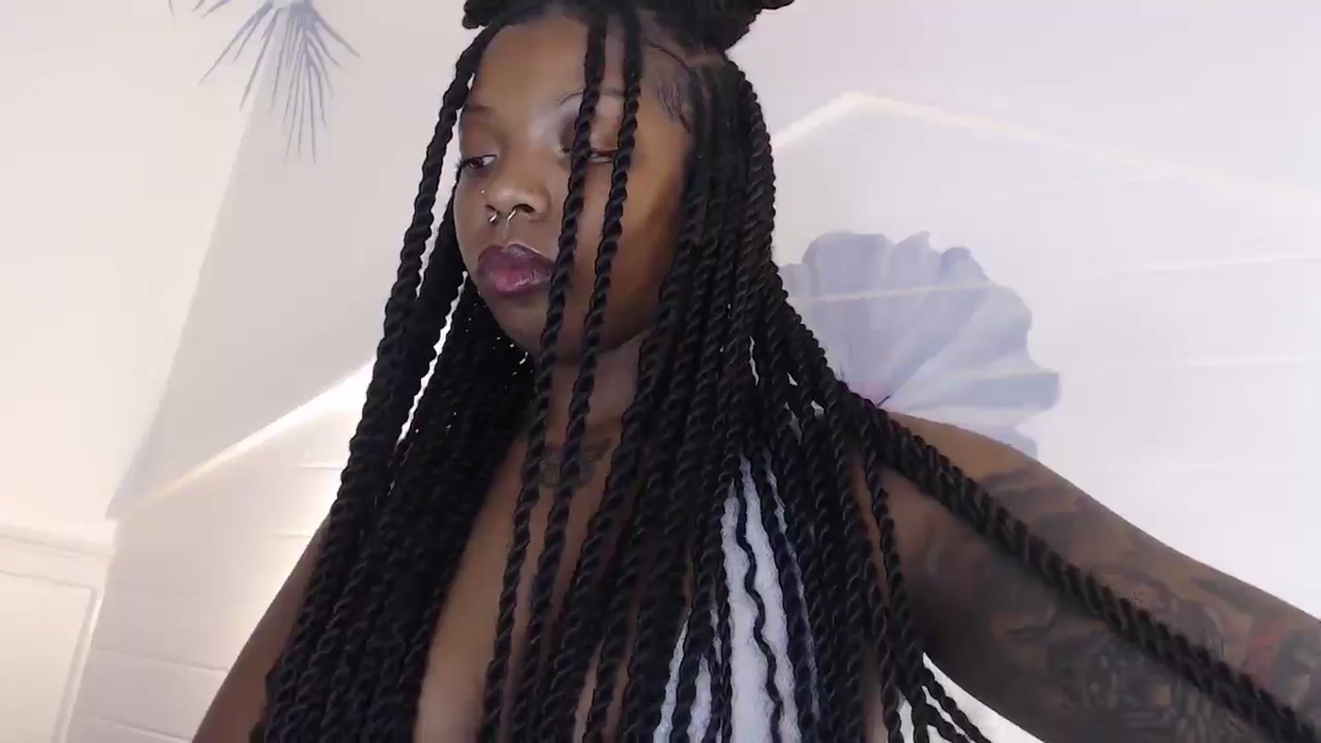 Gallery image thumbnail from LucyHazeBby's myfreecams stream on, 10/17/2025, 14:22 image 17 of 20