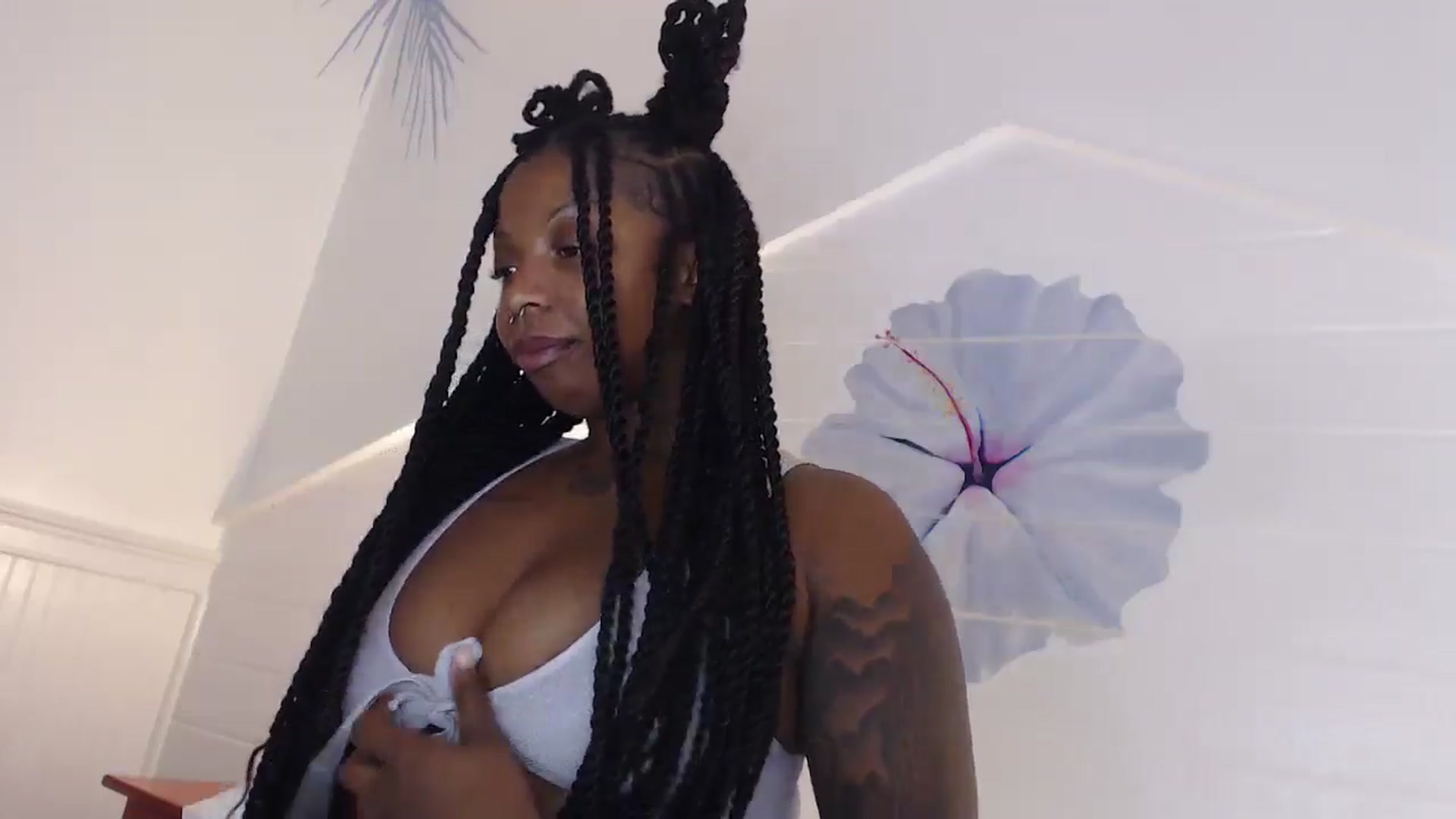 Gallery image thumbnail from LucyHazeBby's myfreecams stream on, 10/17/2025, 15:57 image 19 of 20