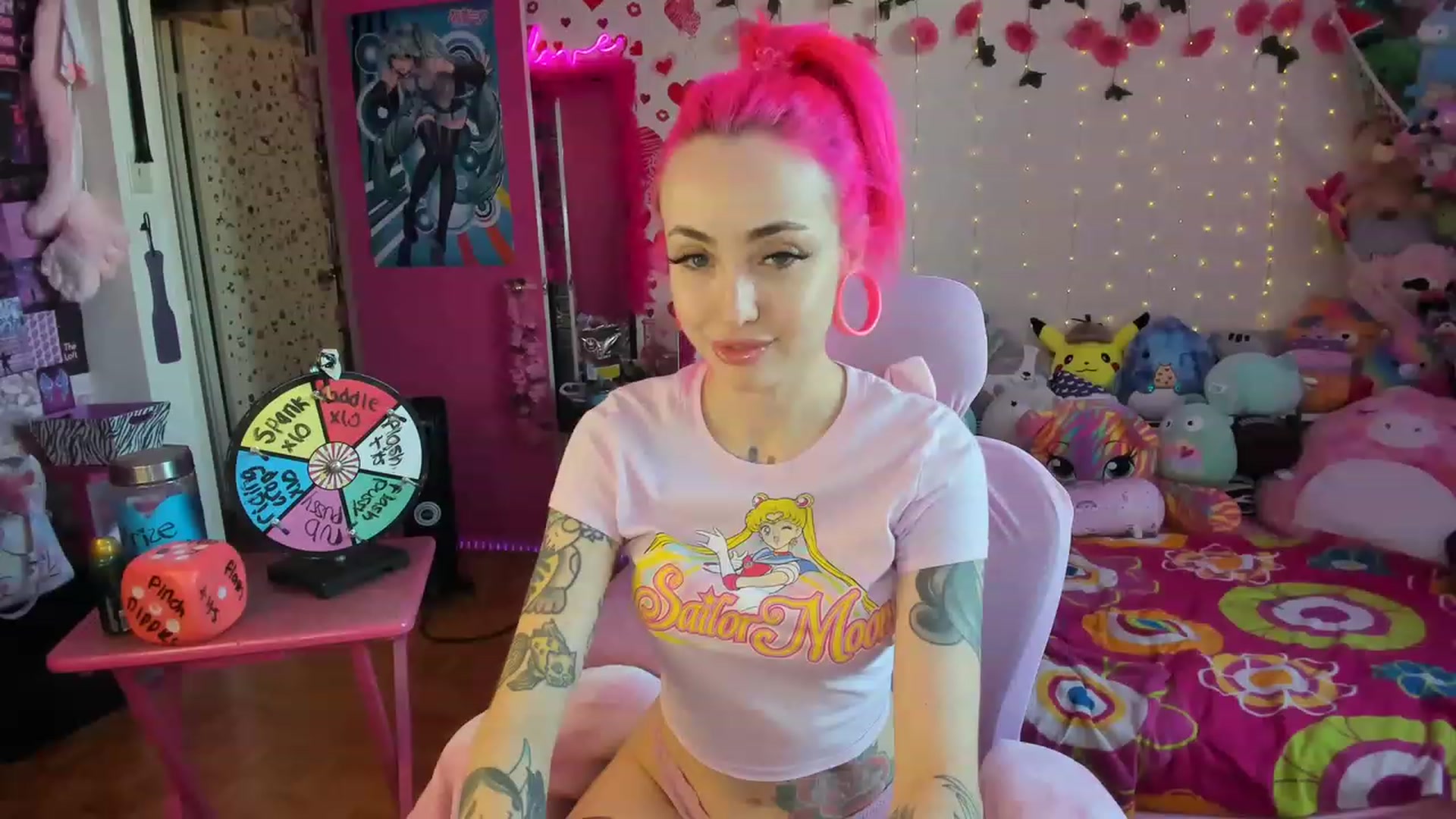Gallery image thumbnail from LucyLovesick's myfreecams stream on, 01/07/2023, 22:46 image 2 of 20