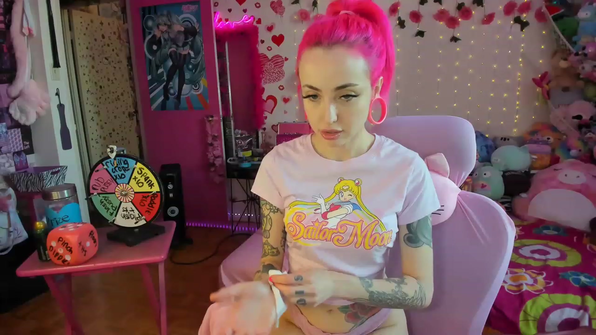Gallery image thumbnail from LucyLovesick's myfreecams stream on, 01/07/2023, 22:46 image 7 of 20