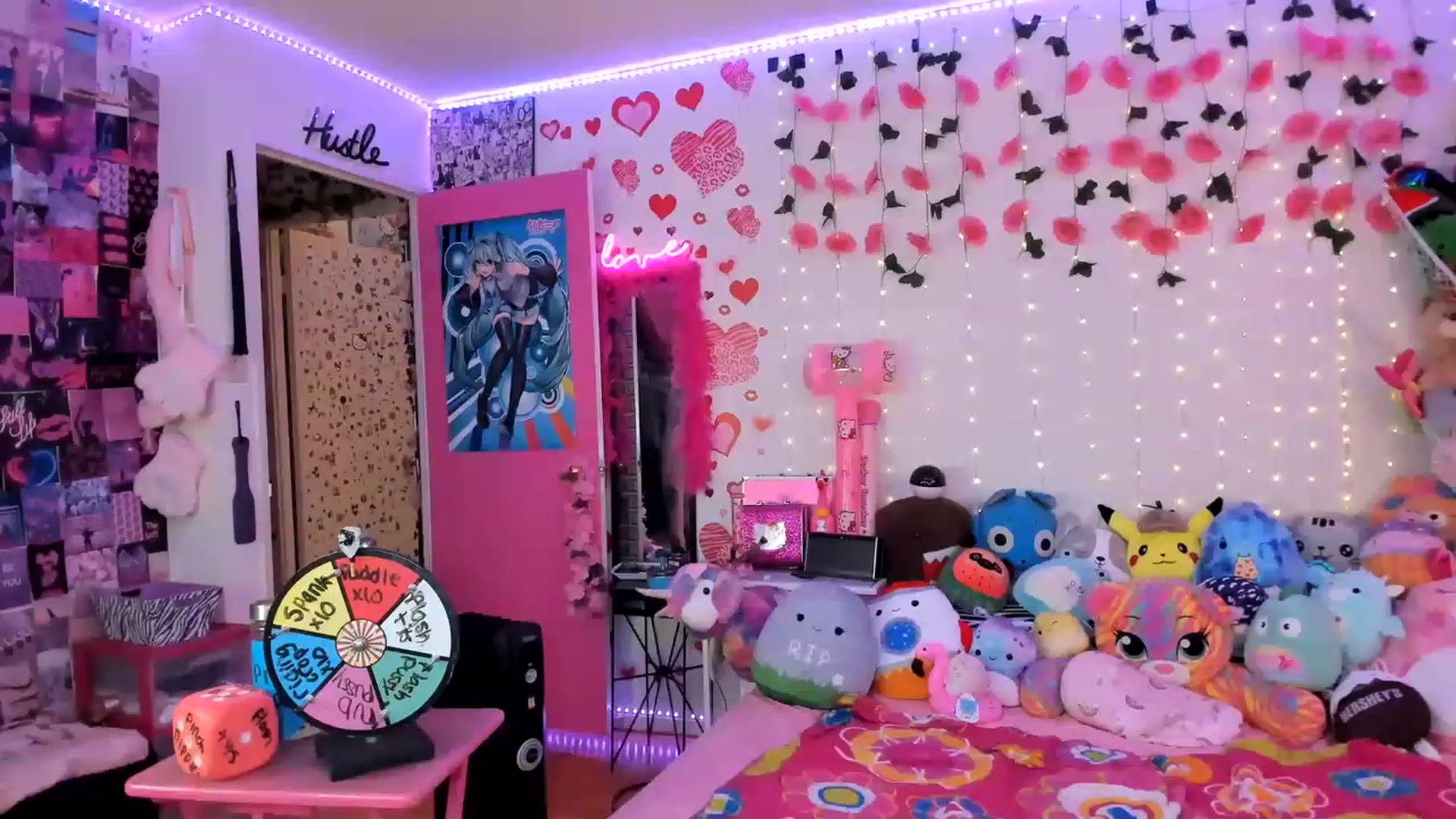 Gallery image thumbnail from LucyLovesick's myfreecams stream on, 01/27/2023, 24:47 image 2 of 20