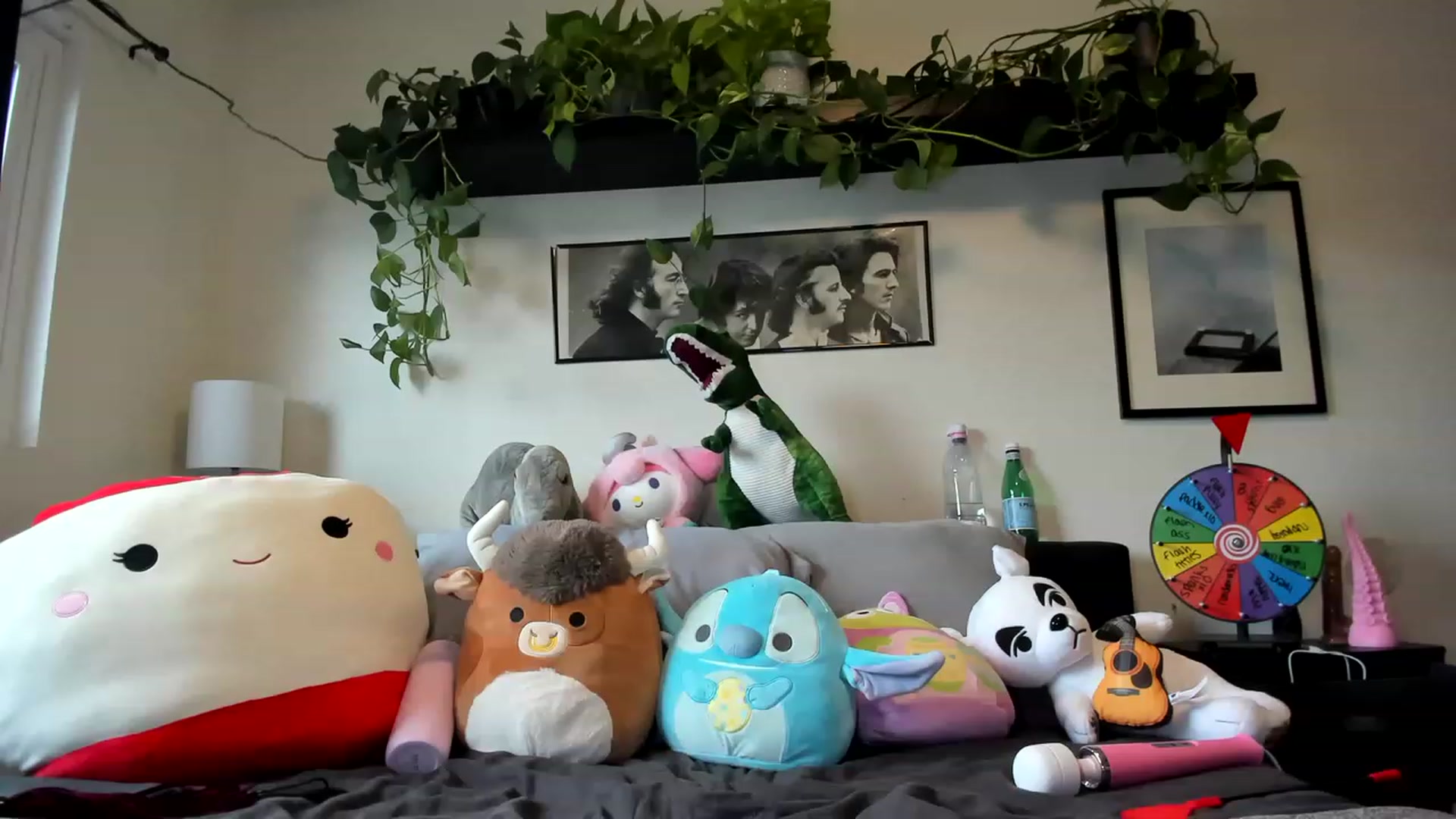 Gallery image thumbnail from LucyLovesick's myfreecams stream on, 03/21/2023, 22:33 image 3 of 20