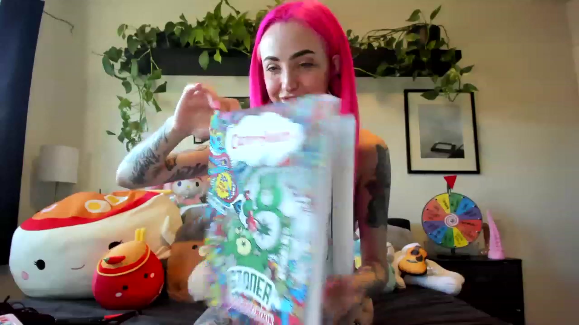 Gallery image thumbnail from LucyLovesick's myfreecams stream on, 03/28/2023, 24:01 image 11 of 20