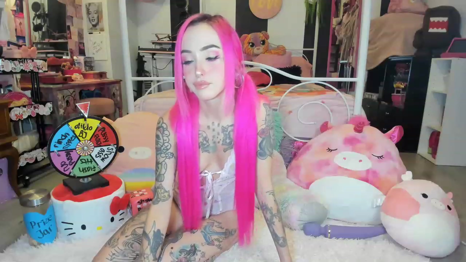 Gallery image thumbnail from LucyLovesick's myfreecams stream on, 06/08/2023, 23:35 image 20 of 20