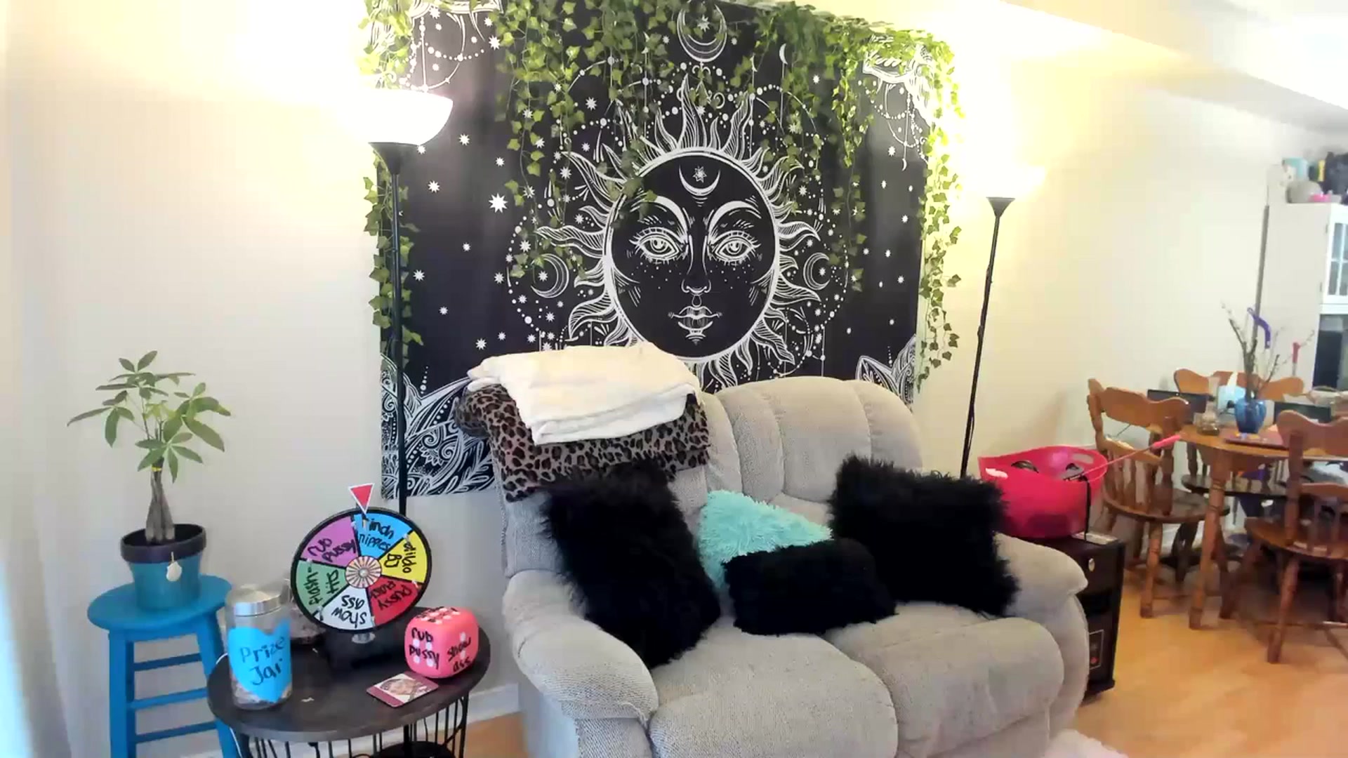 Gallery image thumbnail from LucyLovesick's myfreecams stream on, 07/01/2023, 22:35 image 1 of 20