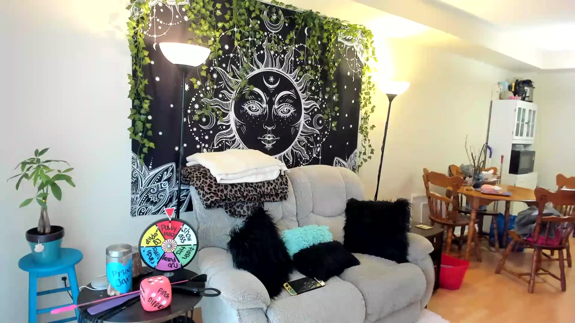 Gallery image thumbnail from LucyLovesick's myfreecams stream on, 07/15/2023, 21:37 image 13 of 20