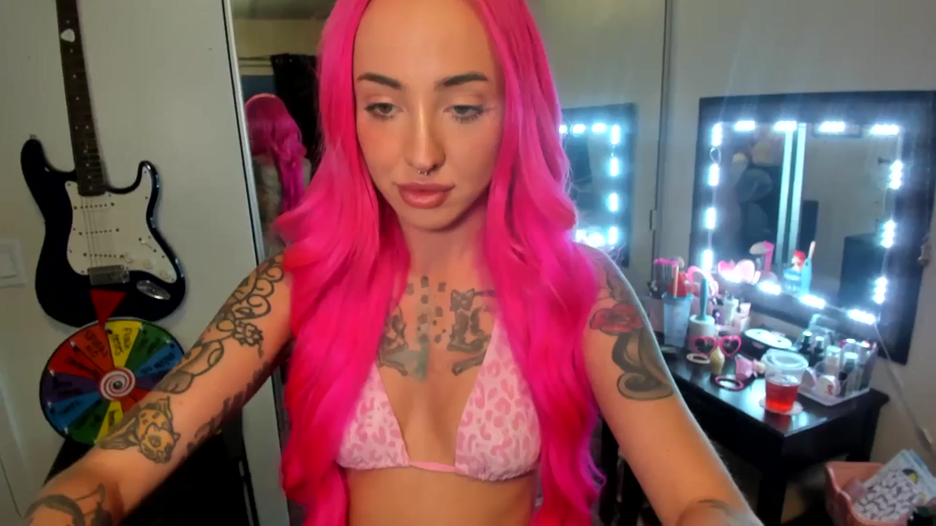 Gallery image thumbnail from LucyLovesick's myfreecams stream on, 08/22/2023, 03:47 image 3 of 20