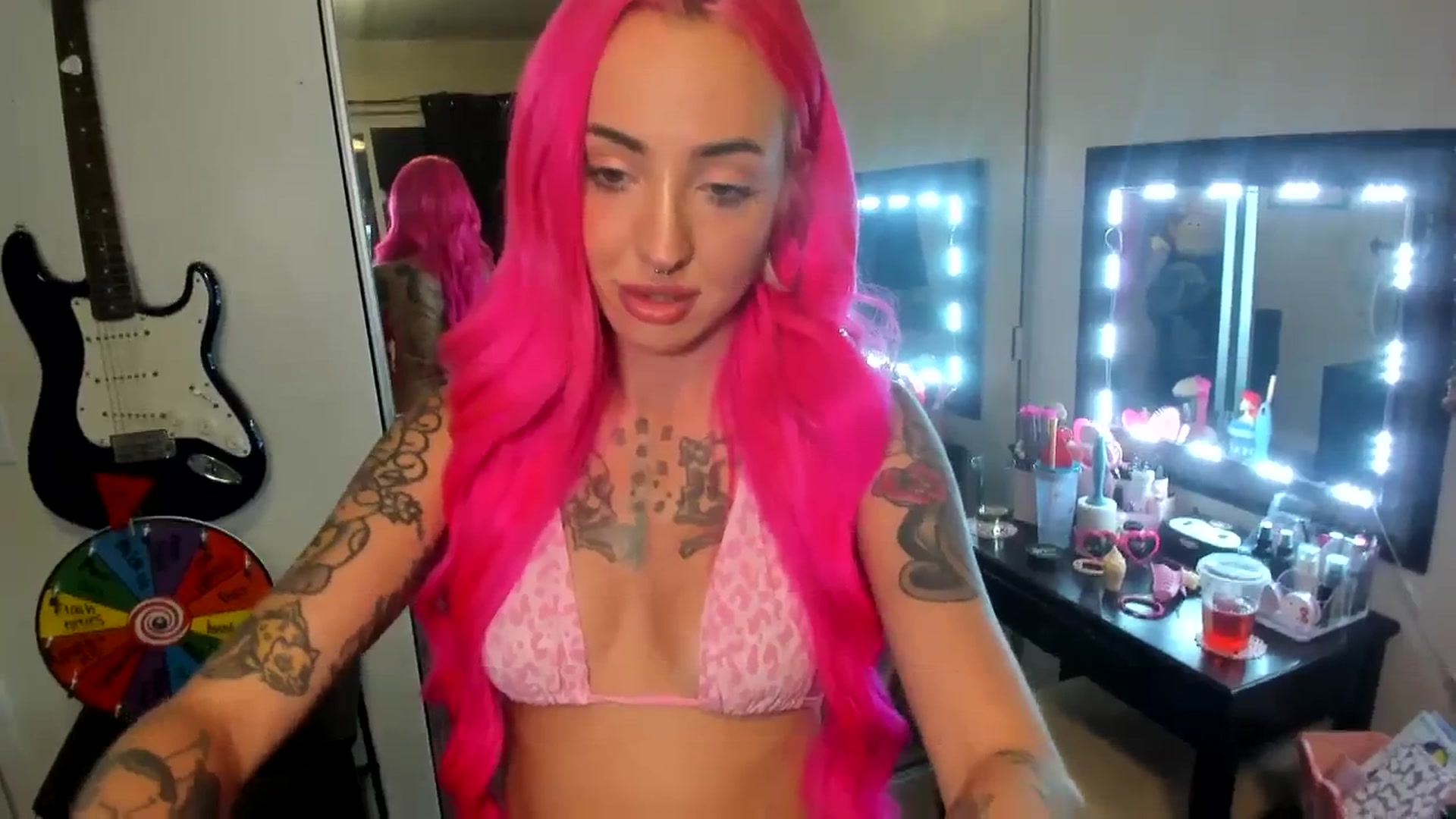 Gallery image thumbnail from LucyLovesick's myfreecams stream on, 08/22/2023, 03:47 image 19 of 20