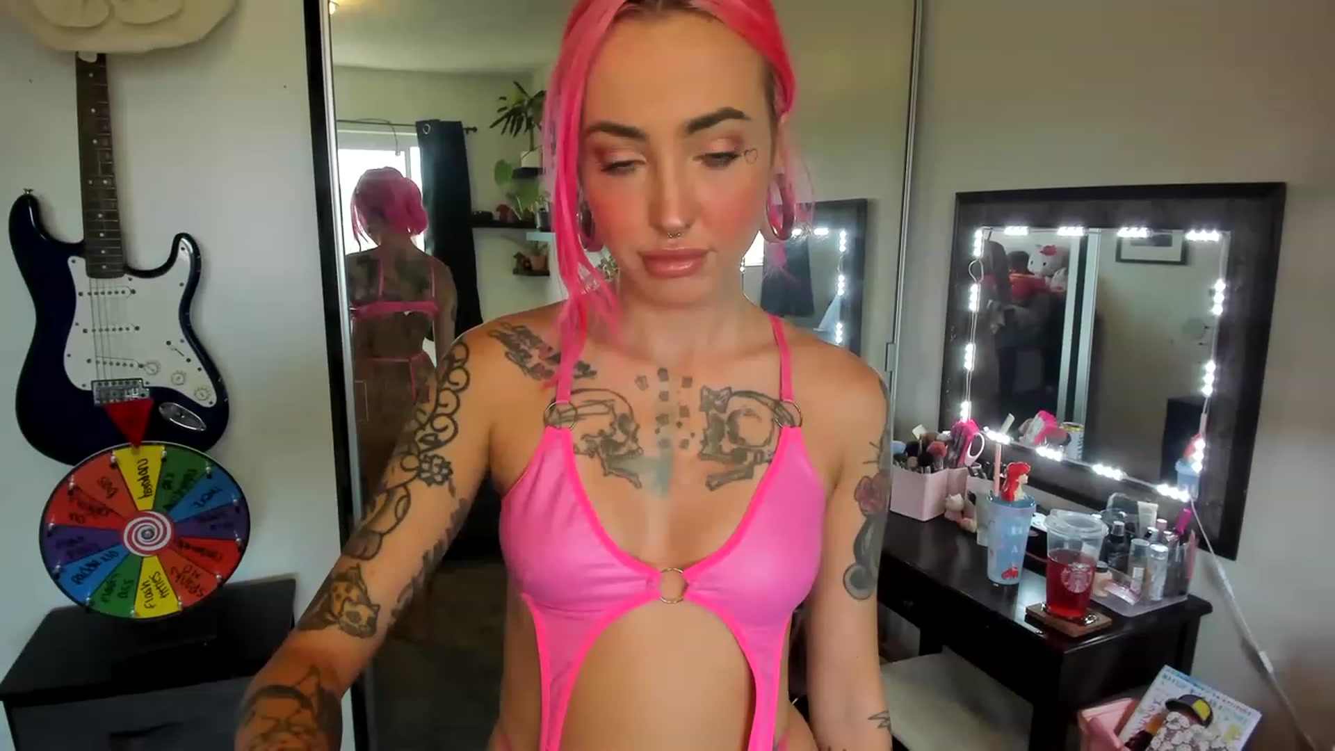 Gallery image thumbnail from LucyLovesick's myfreecams stream on, 09/13/2023, 21:45 image 4 of 20