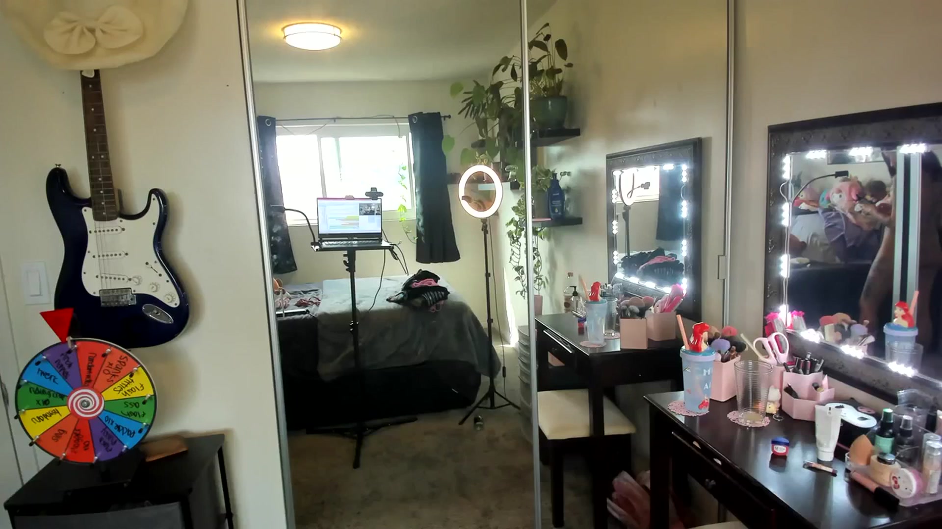 Gallery image thumbnail from LucyLovesick's myfreecams stream on, 09/20/2023, 22:42 image 11 of 20