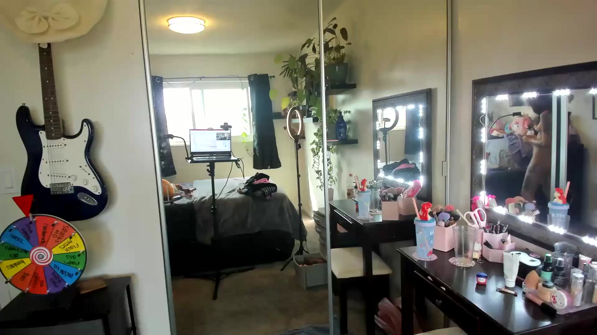 Gallery image thumbnail from LucyLovesick's myfreecams stream on, 09/20/2023, 23:20 image 6 of 20
