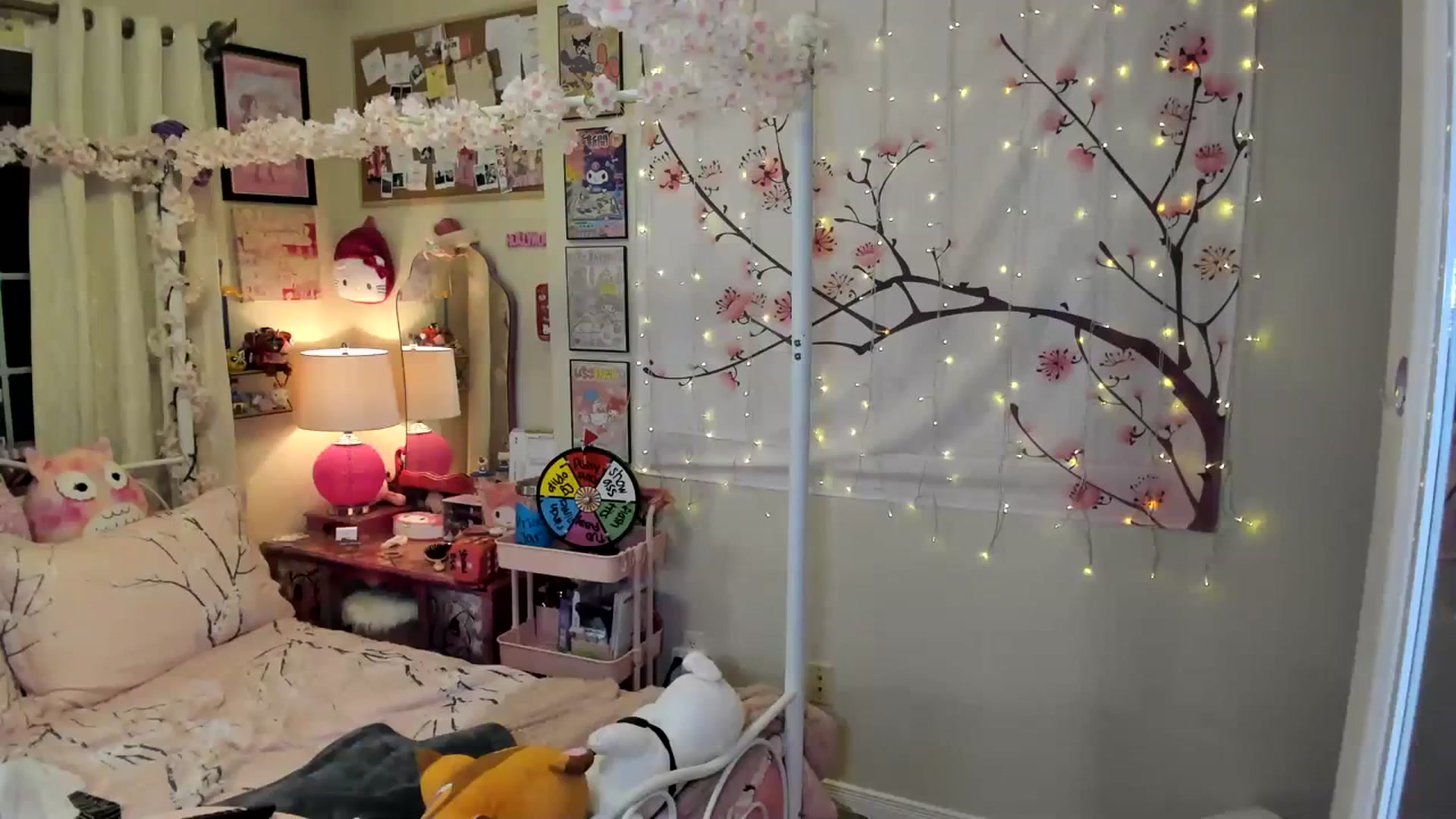 Gallery image thumbnail from LucyLovesick's myfreecams stream on, 10/11/2023, 23:42 image 12 of 20