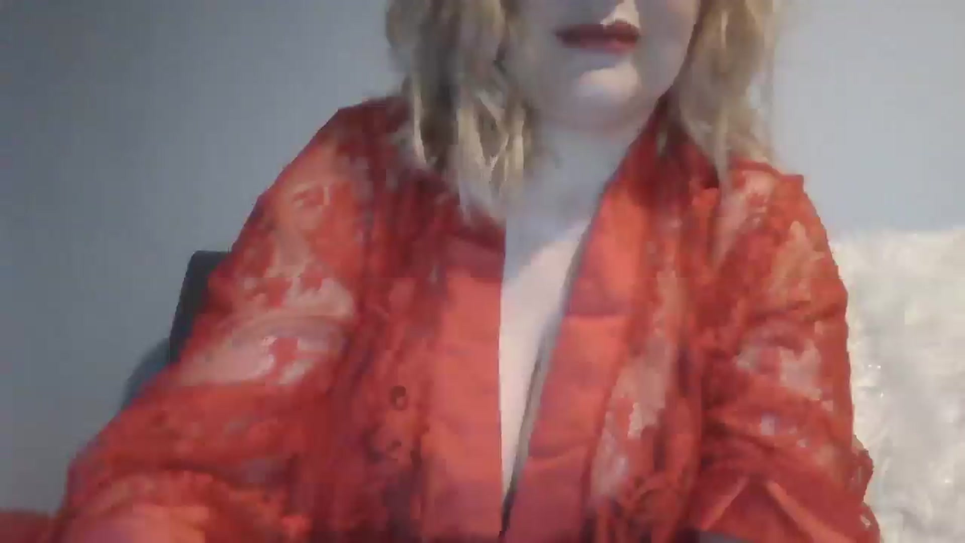 Gallery image thumbnail from LucyLowe's myfreecams stream on, 12/24/2024, 09:51 image 6 of 20