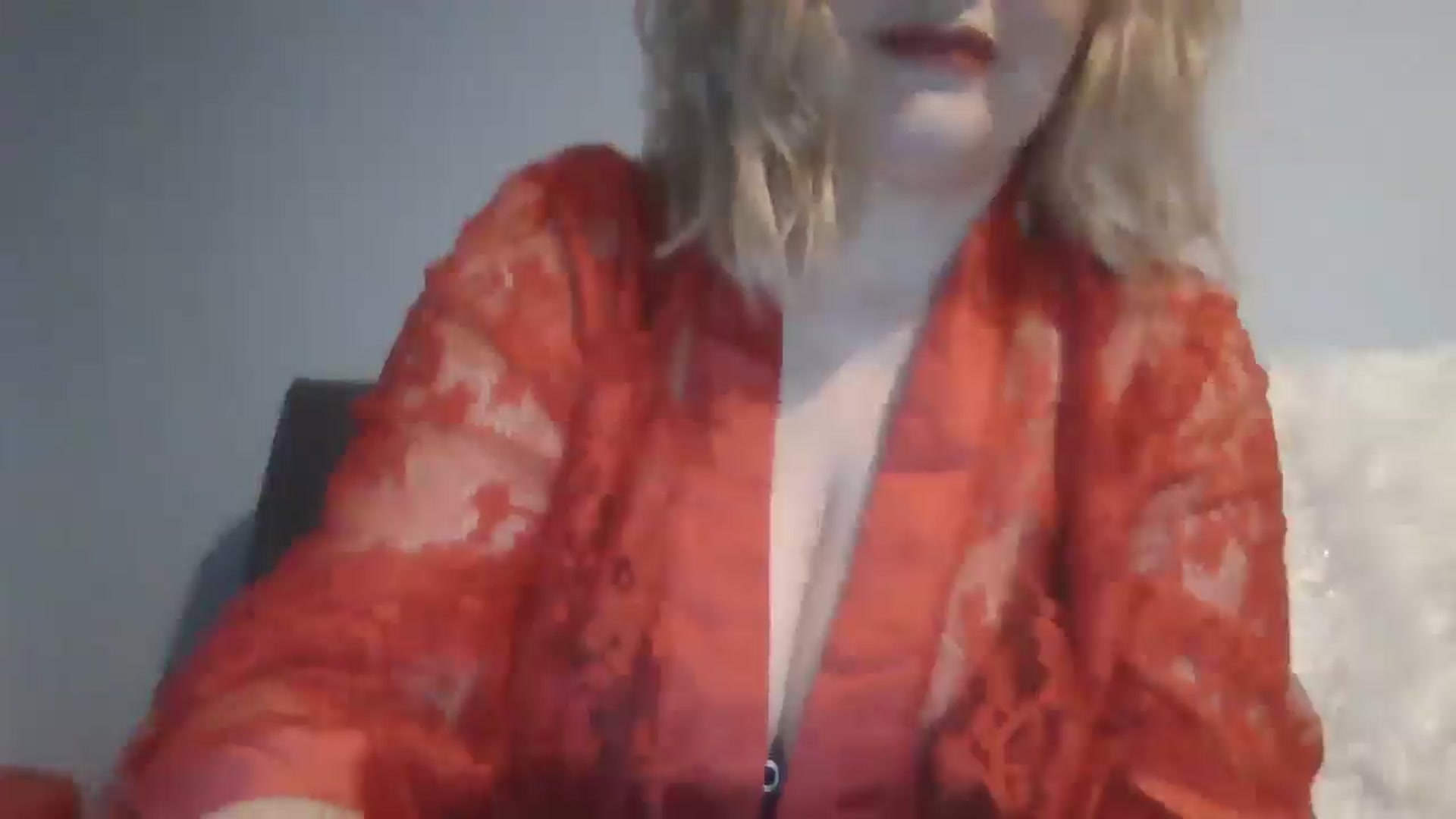 Gallery image thumbnail from LucyLowe's myfreecams stream on, 12/24/2024, 09:51 image 3 of 20