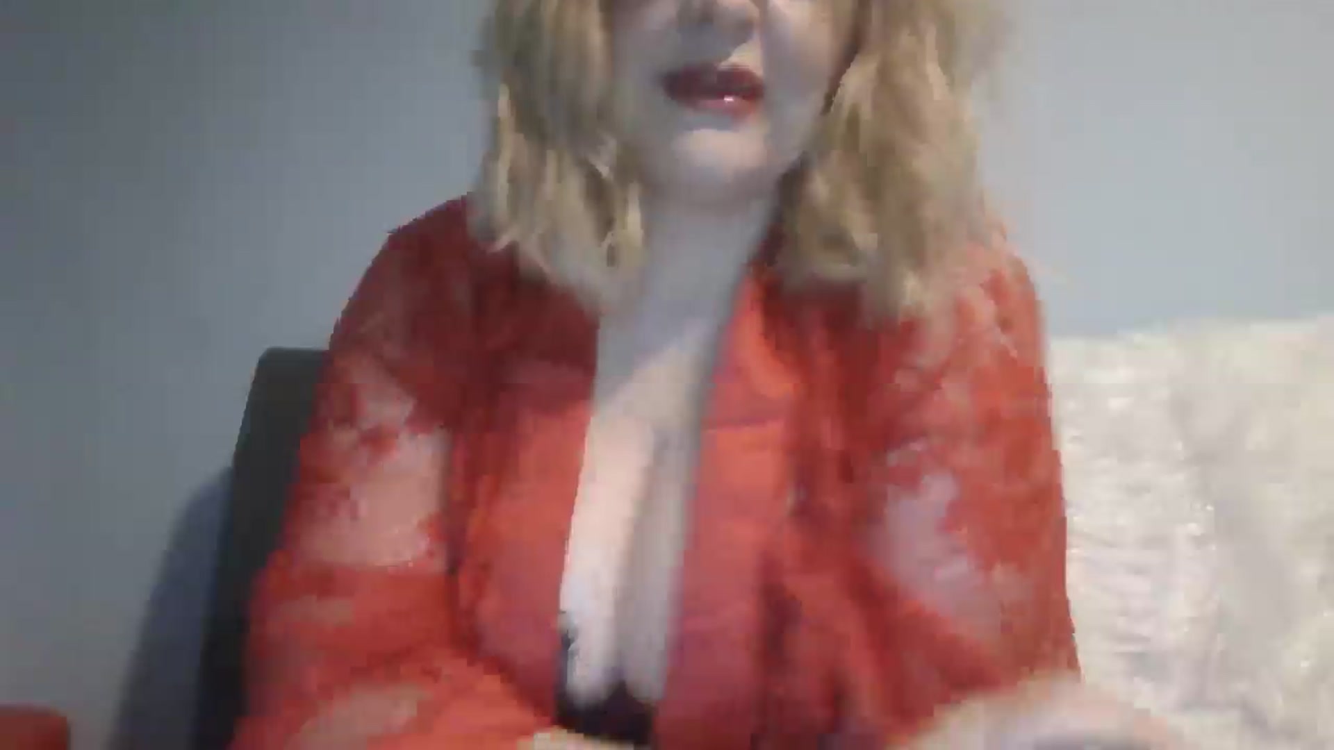 Gallery image thumbnail from LucyLowe's myfreecams stream on, 12/24/2024, 09:51 image 15 of 20