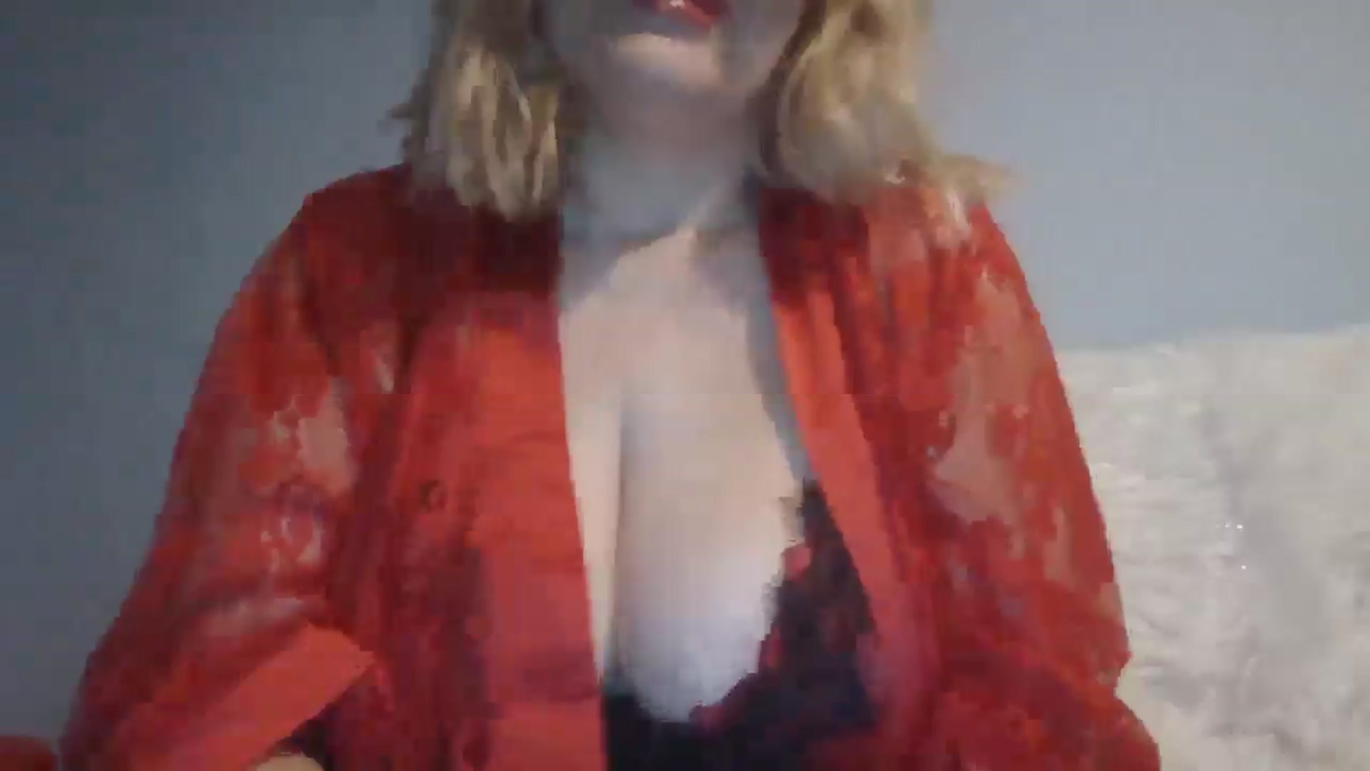 Gallery image thumbnail from LucyLowe's myfreecams stream on, 12/24/2024, 10:13 image 12 of 20