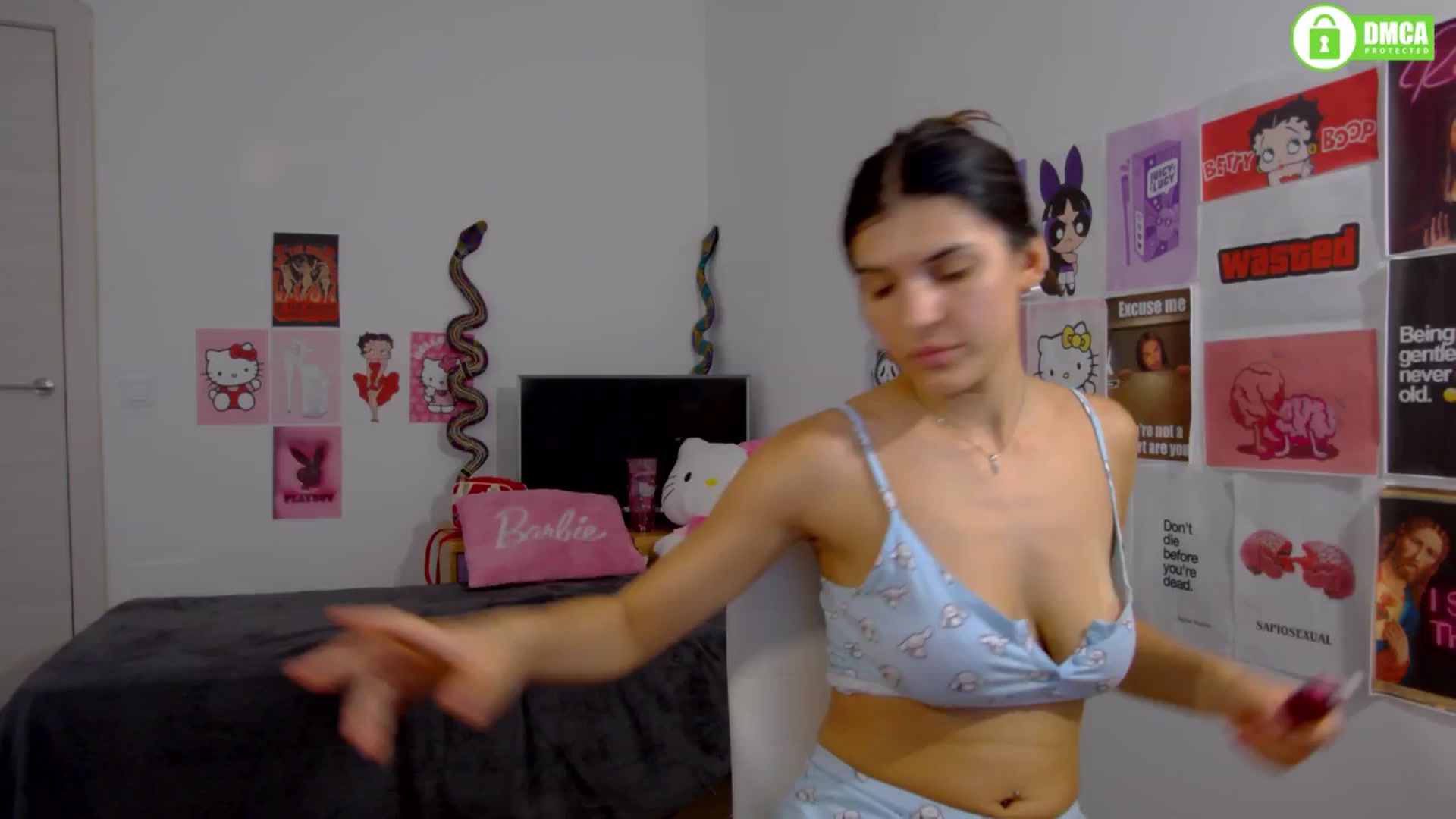Gallery image thumbnail from LucyPurple's myfreecams stream on, 07/16/2025, 08:25 image 8 of 20