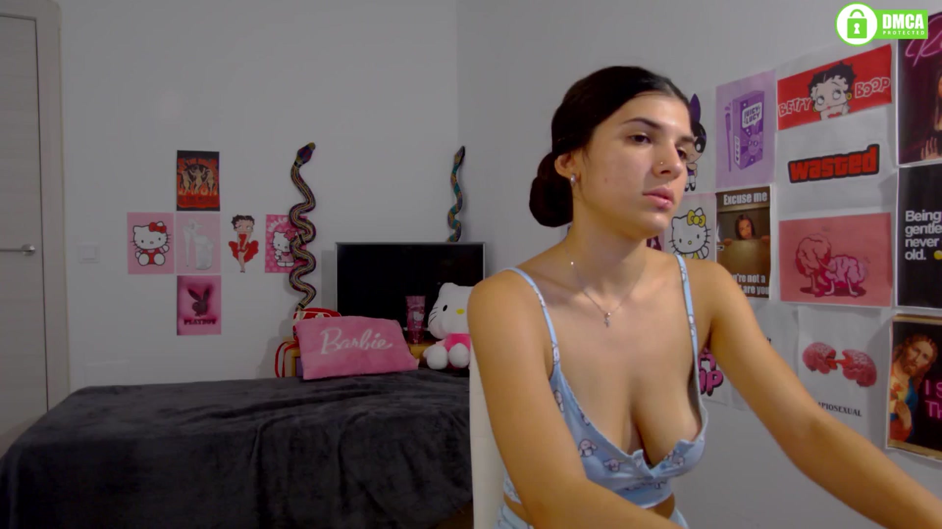 Gallery image thumbnail from LucyPurple's myfreecams stream on, 07/16/2025, 08:25 image 1 of 20