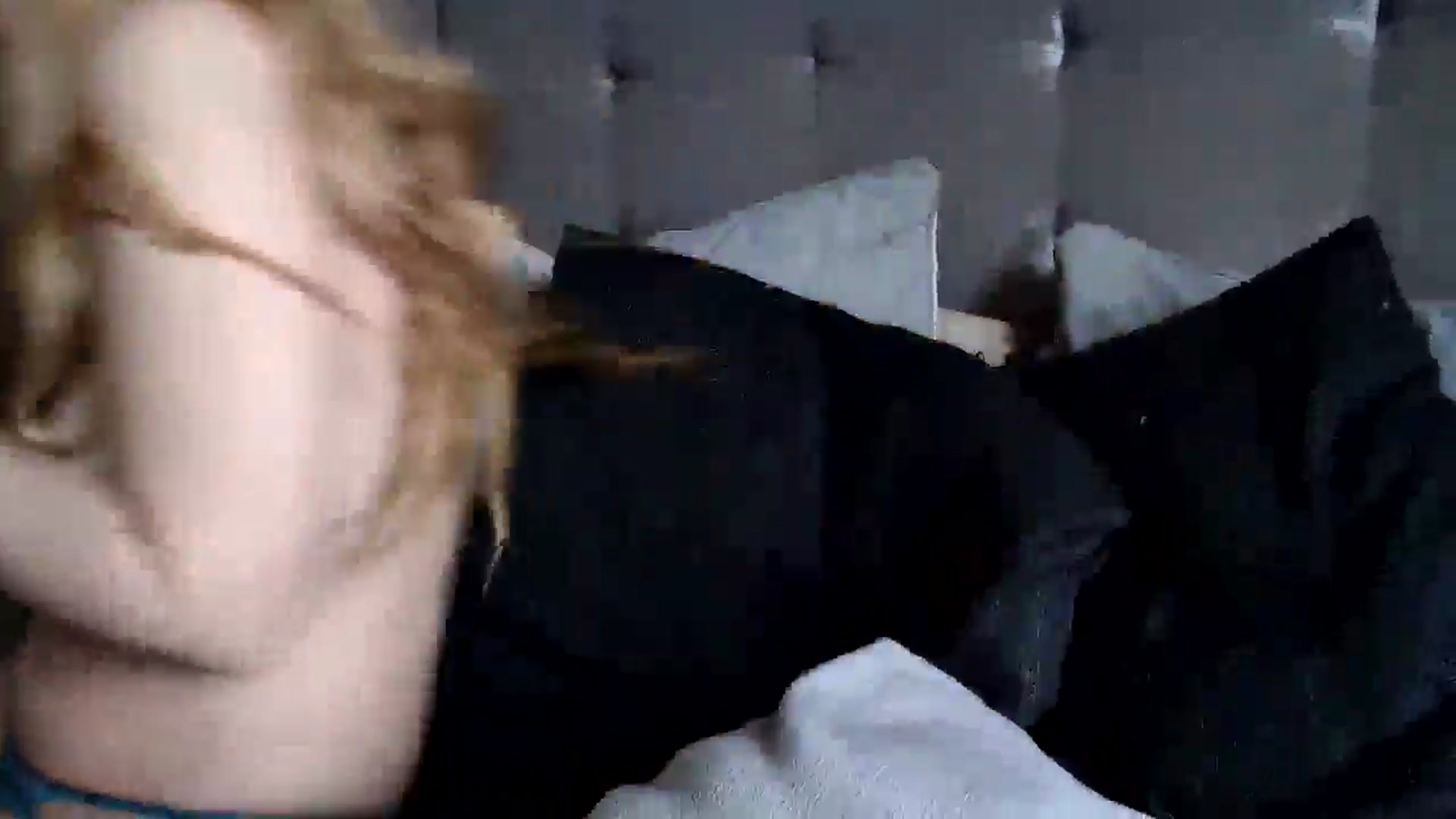 Gallery image thumbnail from LucyRainee's myfreecams stream on, 03/23/2026, 13:59 image 4 of 20