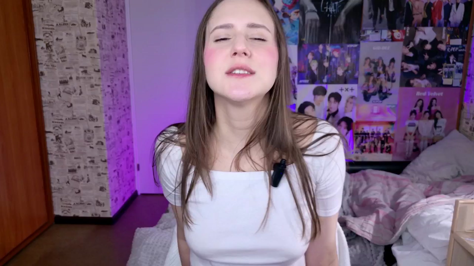 Gallery image thumbnail from LucyRosen's myfreecams stream on, 11/18/2025, 08:36 image 20 of 20