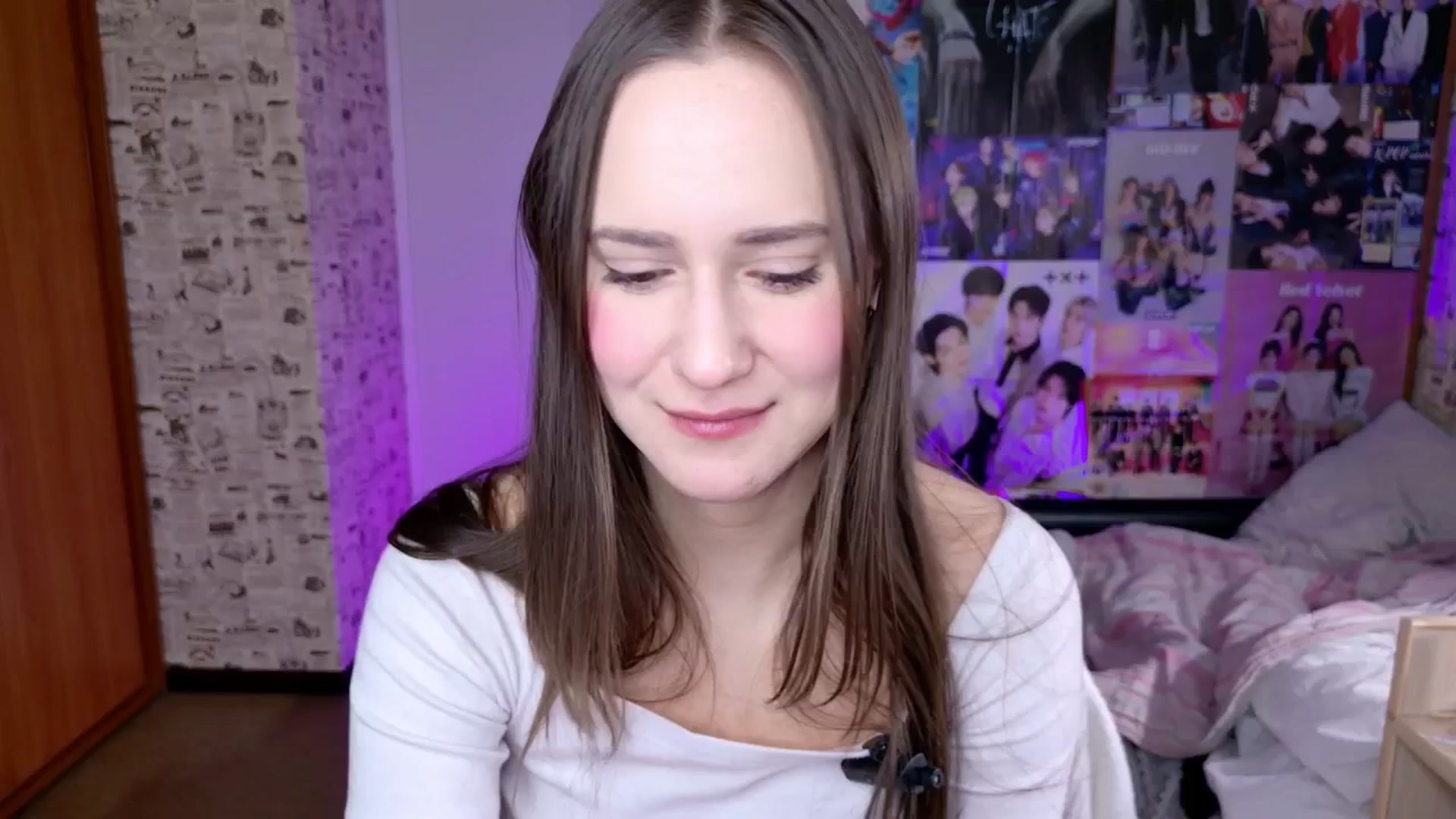 Gallery image thumbnail from LucyRosen's myfreecams stream on, 11/18/2025, 08:36 image 5 of 20
