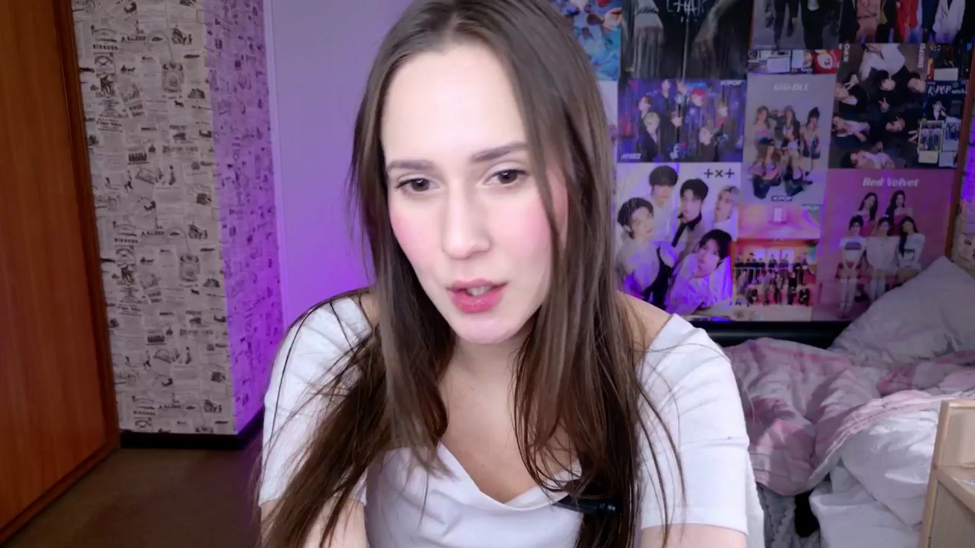 Gallery image thumbnail from LucyRosen's myfreecams stream on, 11/18/2025, 09:57 image 16 of 20