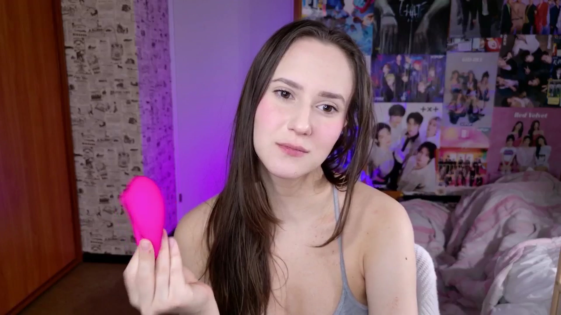 Gallery image thumbnail from LucyRosen's myfreecams stream on, 11/19/2025, 06:14 image 2 of 20