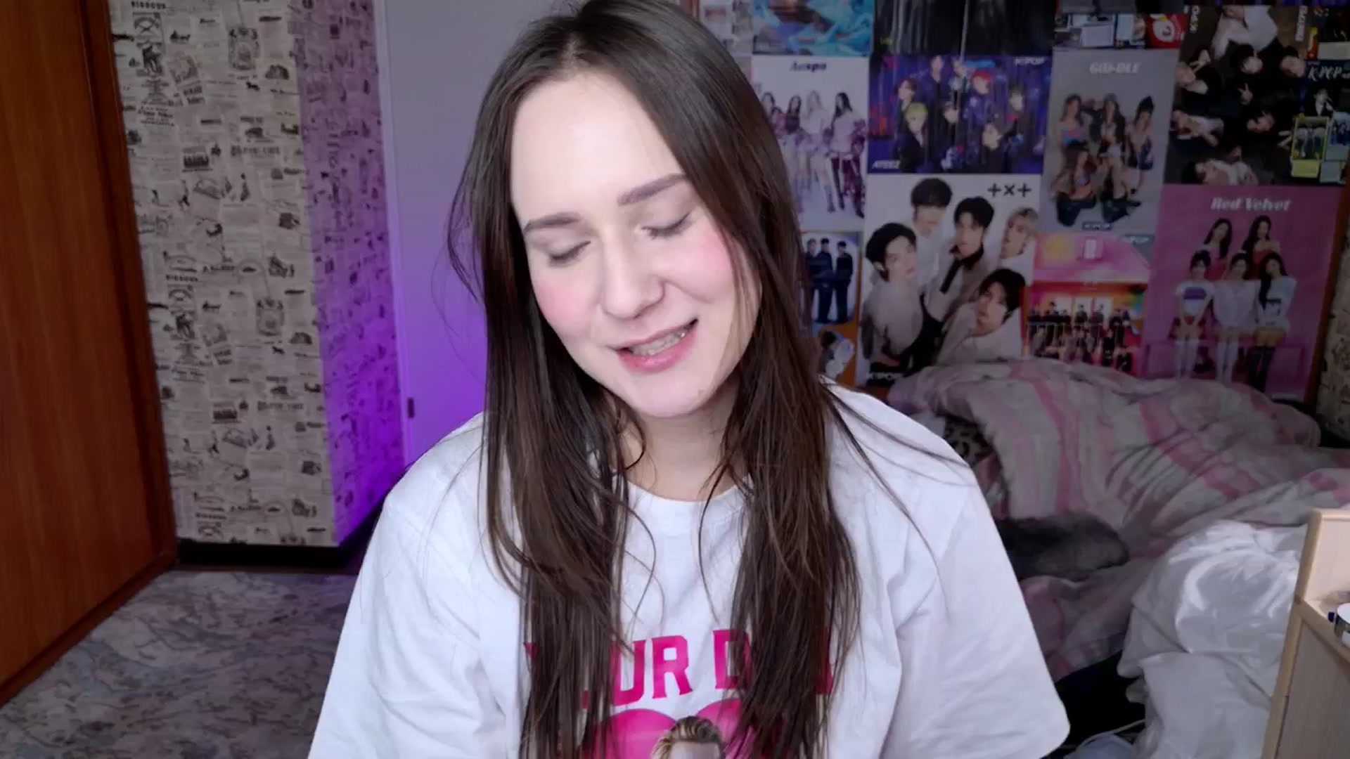 Gallery image thumbnail from LucyRosen's myfreecams stream on, 11/20/2025, 09:38 image 14 of 20