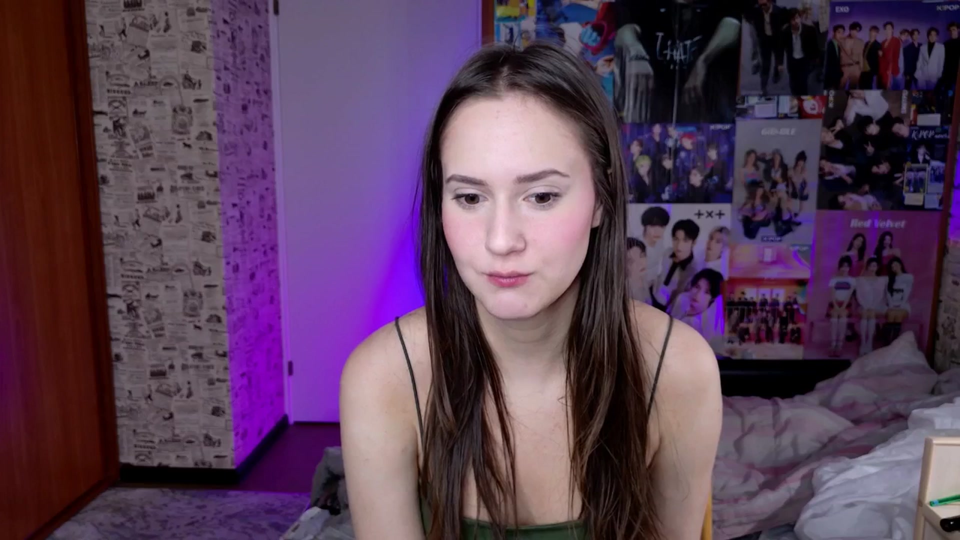 Gallery image thumbnail from LucyRosen's myfreecams stream on, 11/24/2025, 17:38 image 7 of 20