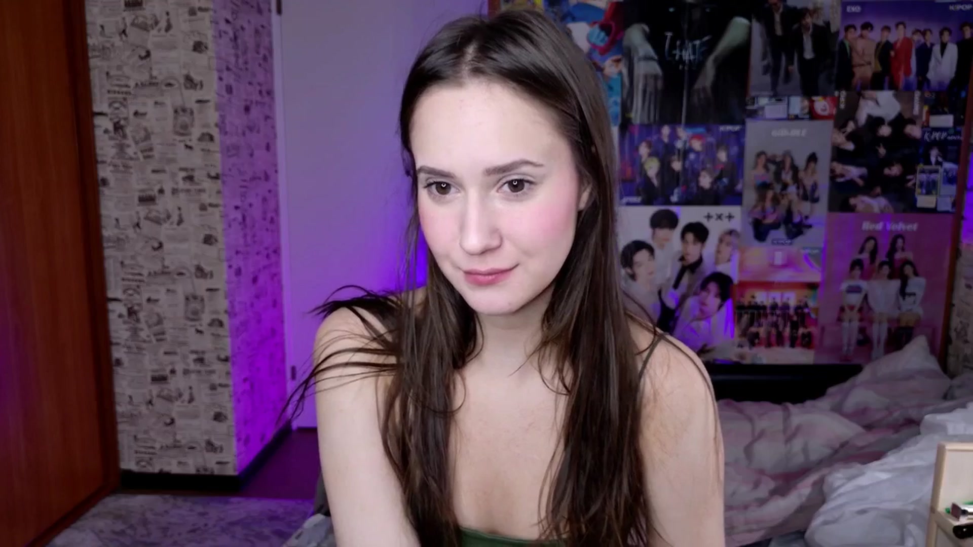 Gallery image thumbnail from LucyRosen's myfreecams stream on, 11/24/2025, 17:38 image 4 of 20
