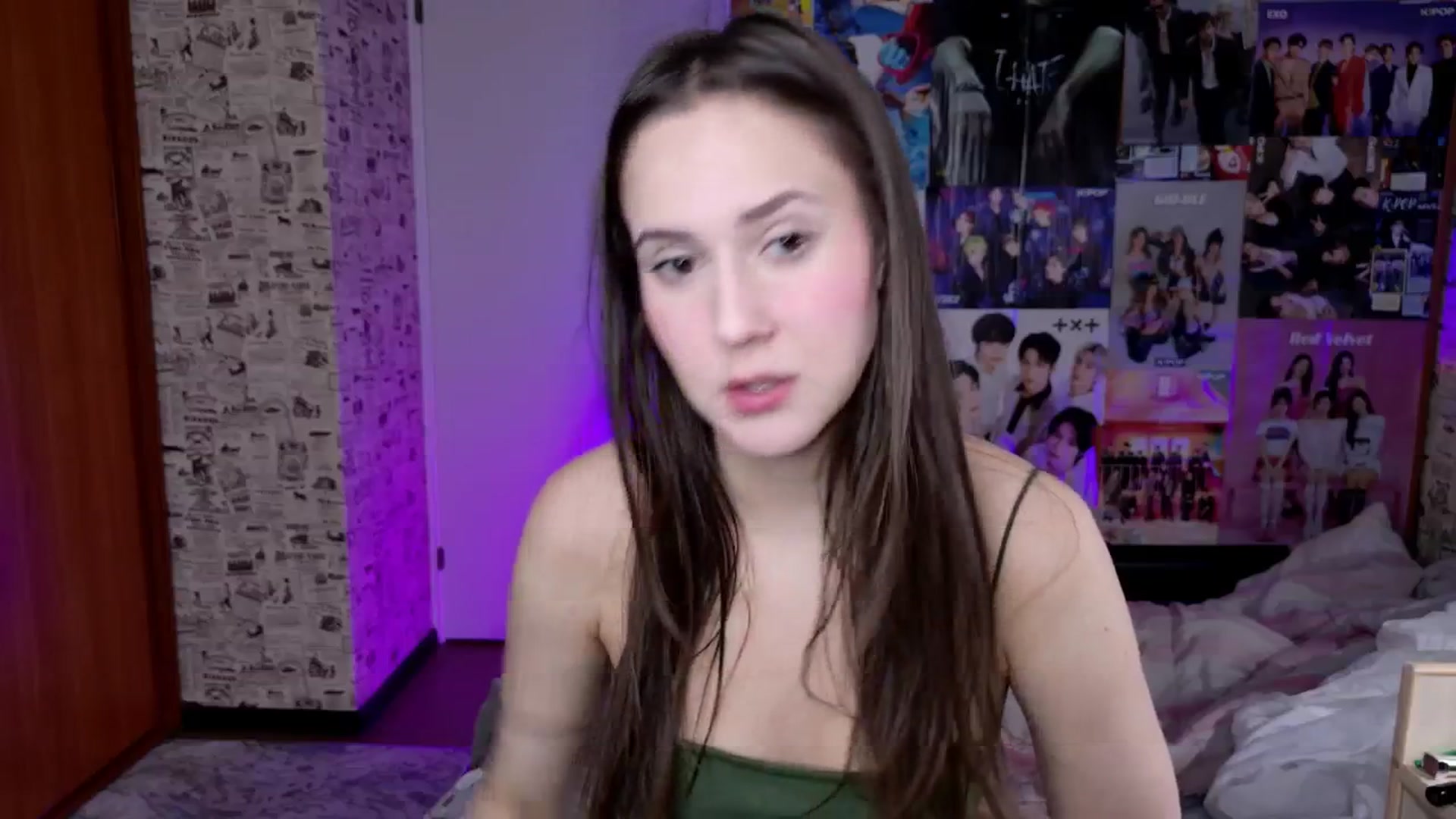 Gallery image thumbnail from LucyRosen's myfreecams stream on, 11/24/2025, 17:38 image 6 of 20
