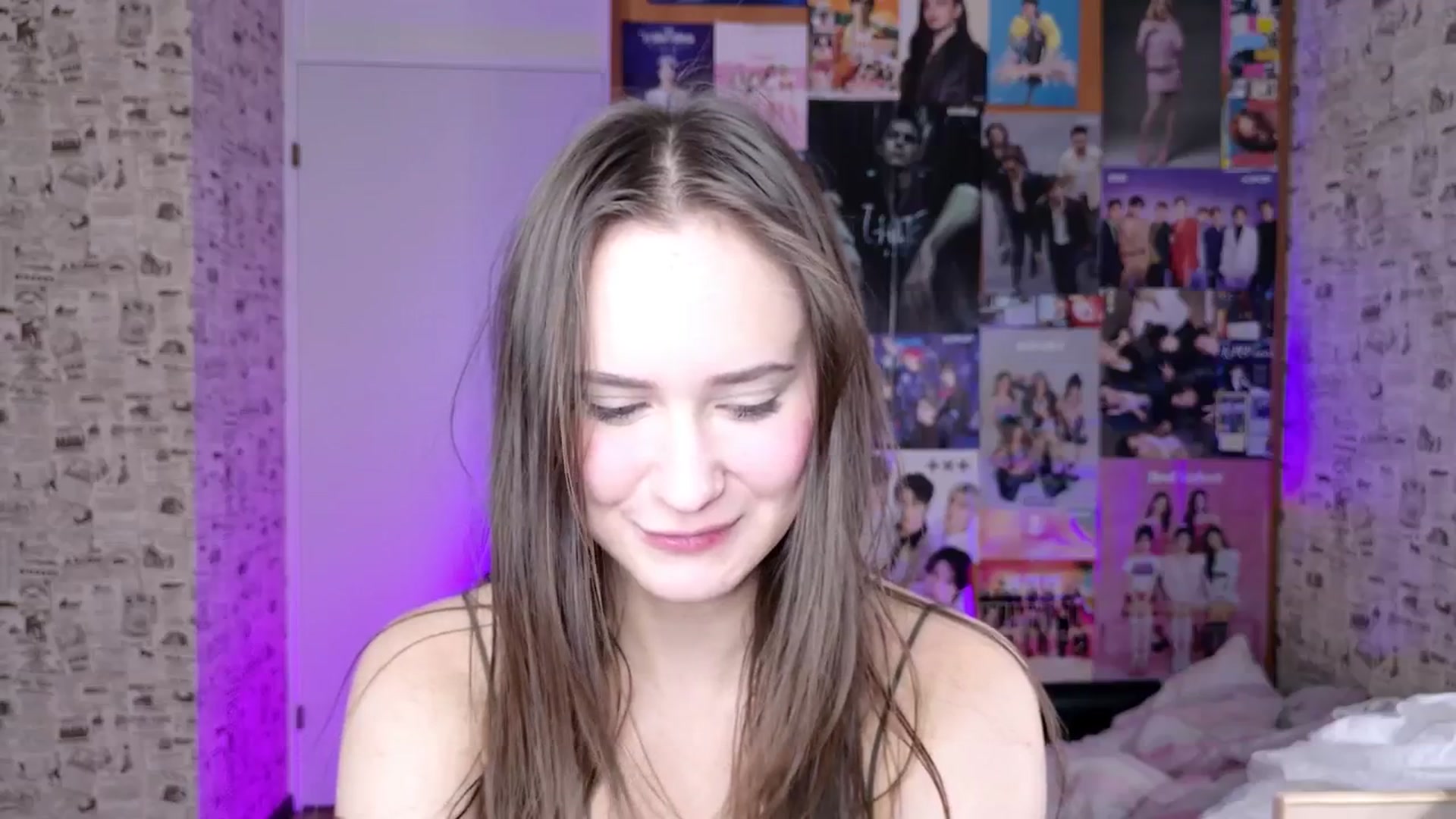 Gallery image thumbnail from LucyRosen's myfreecams stream on, 11/24/2025, 17:38 image 3 of 20
