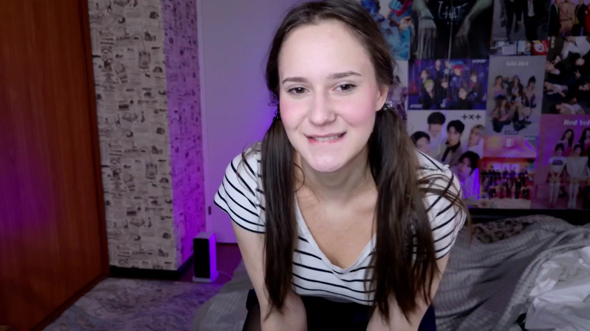 Gallery image thumbnail from LucyRosen's myfreecams stream on, 11/26/2025, 17:13 image 19 of 20