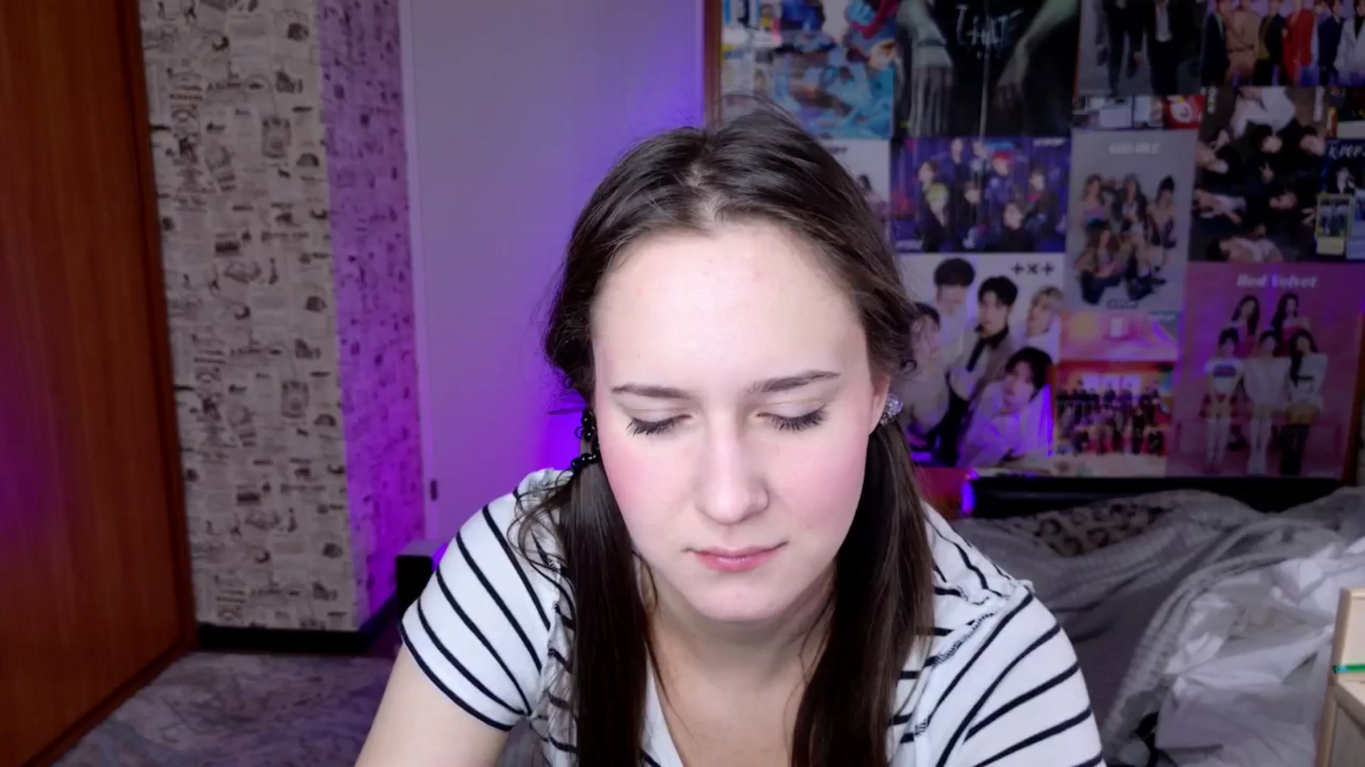 Gallery image thumbnail from LucyRosen's myfreecams stream on, 11/26/2025, 17:13 image 5 of 20