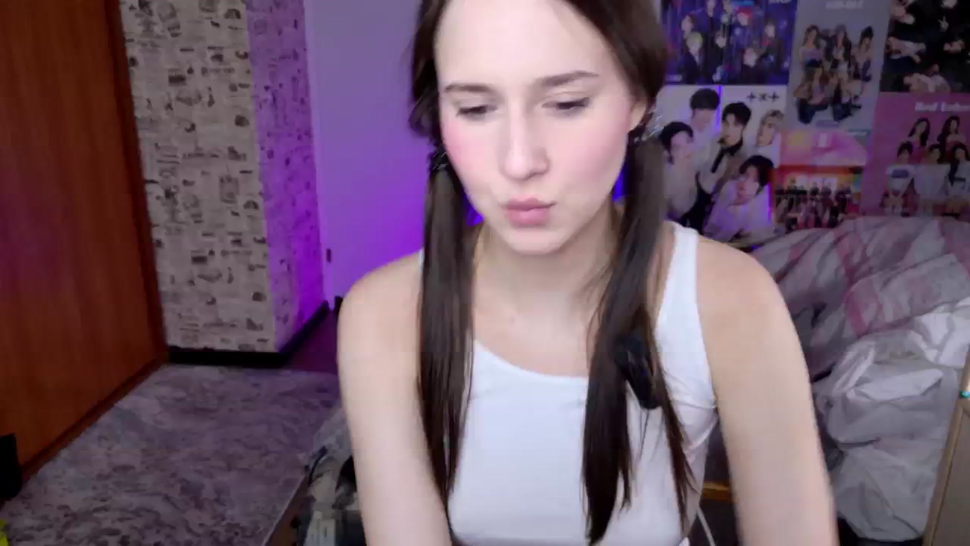 Gallery image thumbnail from LucyRosen's myfreecams stream on, 11/27/2025, 17:04 image 8 of 20