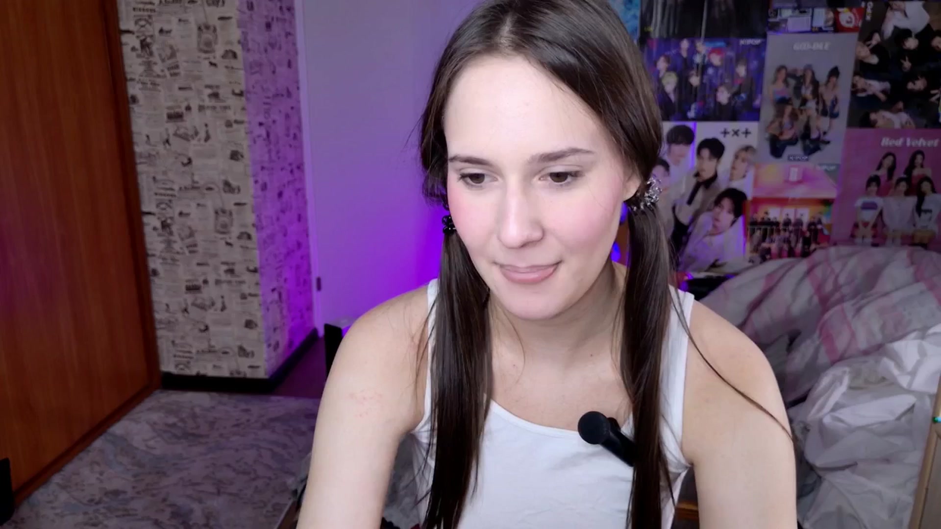 Gallery image thumbnail from LucyRosen's myfreecams stream on, 11/27/2025, 17:04 image 10 of 20