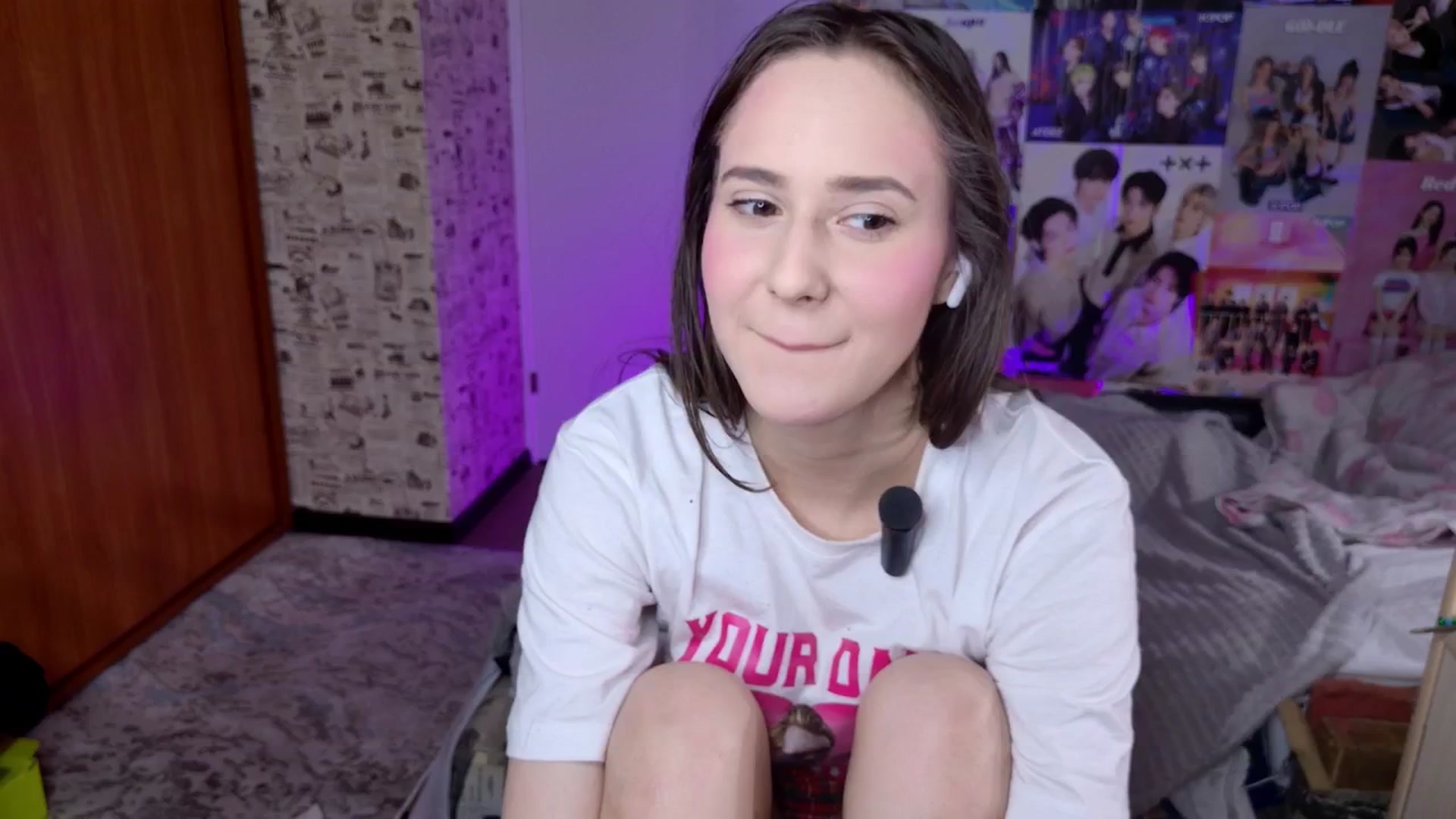 Gallery image thumbnail from LucyRosen's myfreecams stream on, 12/01/2025, 15:25 image 1 of 20